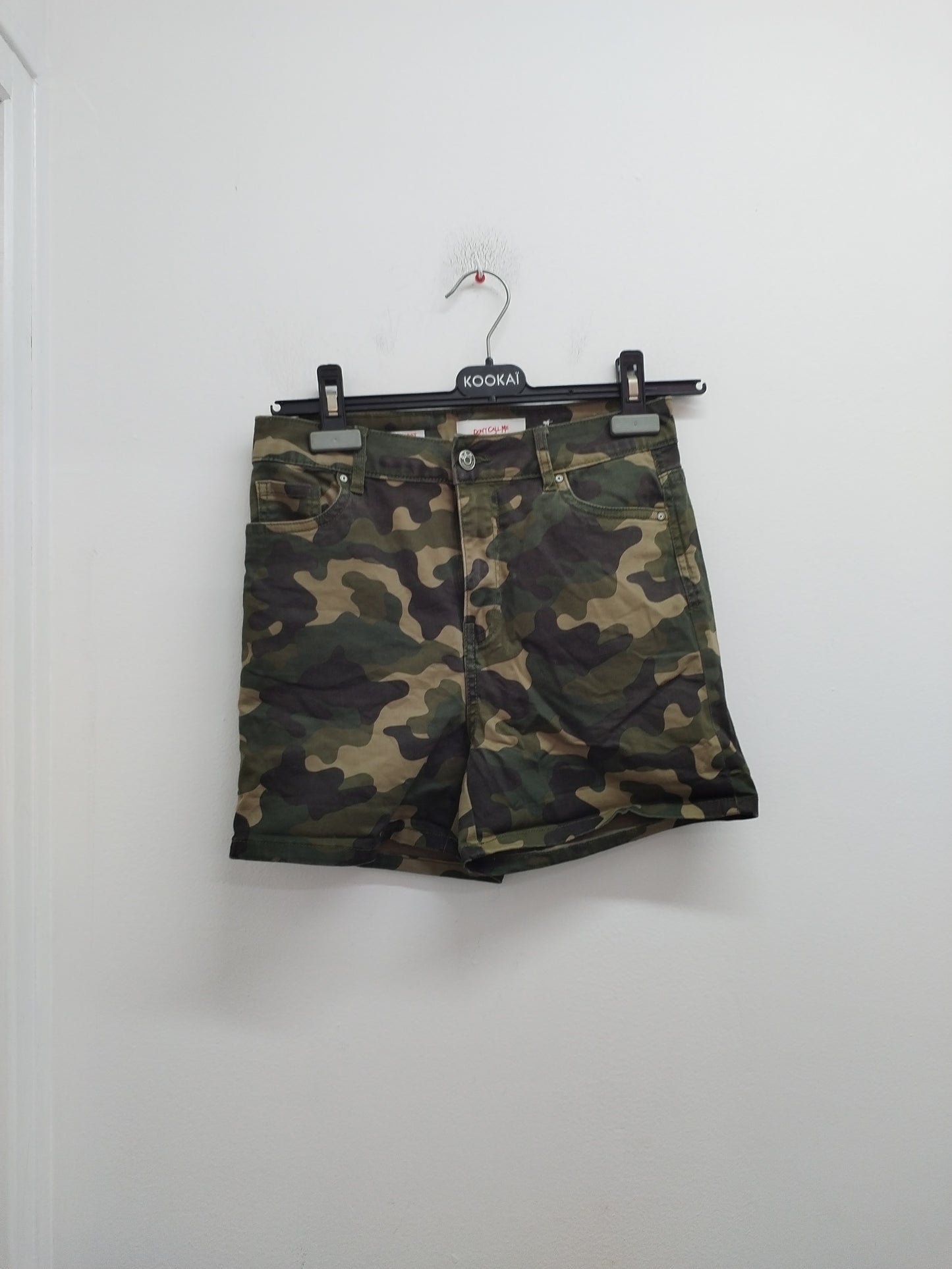 Short Jennyfer imprimé camouflage Taille 34
