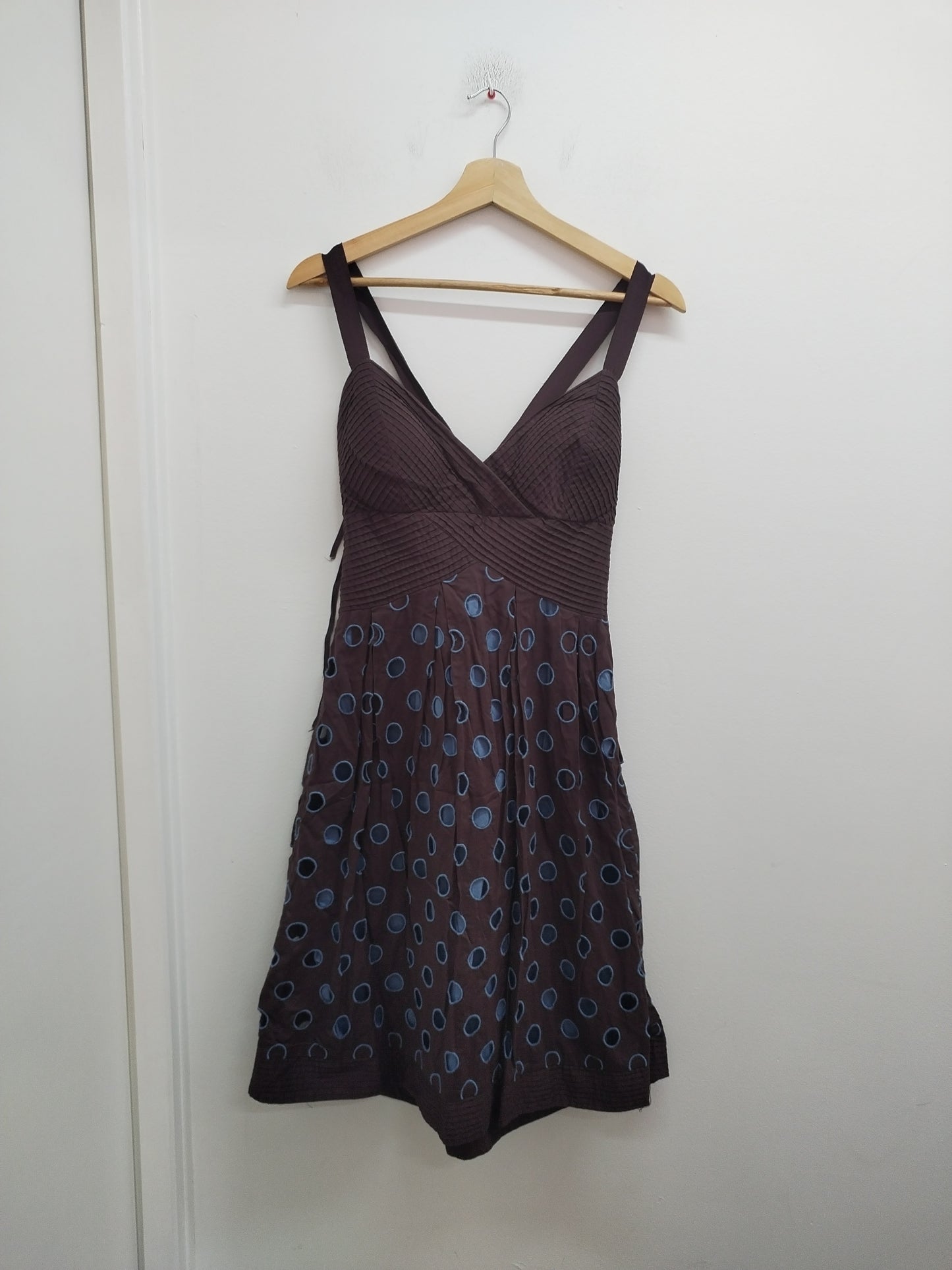 Robe à bretelles croisées dans le dos Derhy marron et bleue Taille M