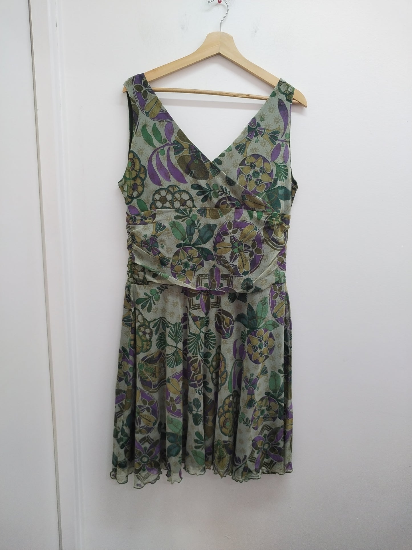 Robe sans manches Jacqueline Riu verte fleurie Taille 2XL
