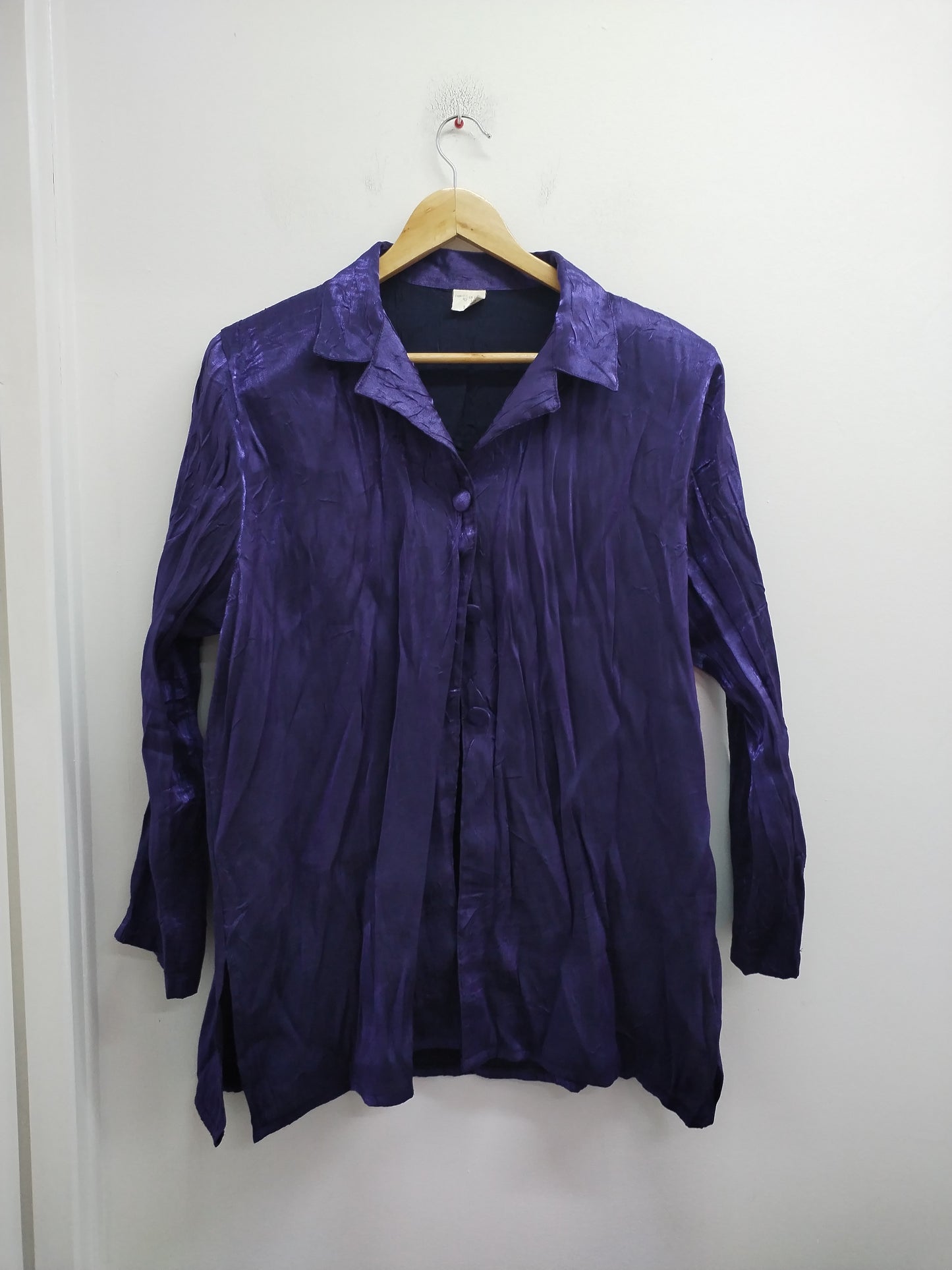 Chemise violette satinée effet froissé Taille XL