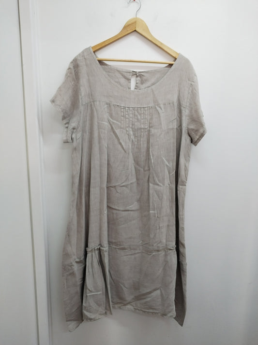 Robe manches courtes Talia Benson beige Taille 2XL