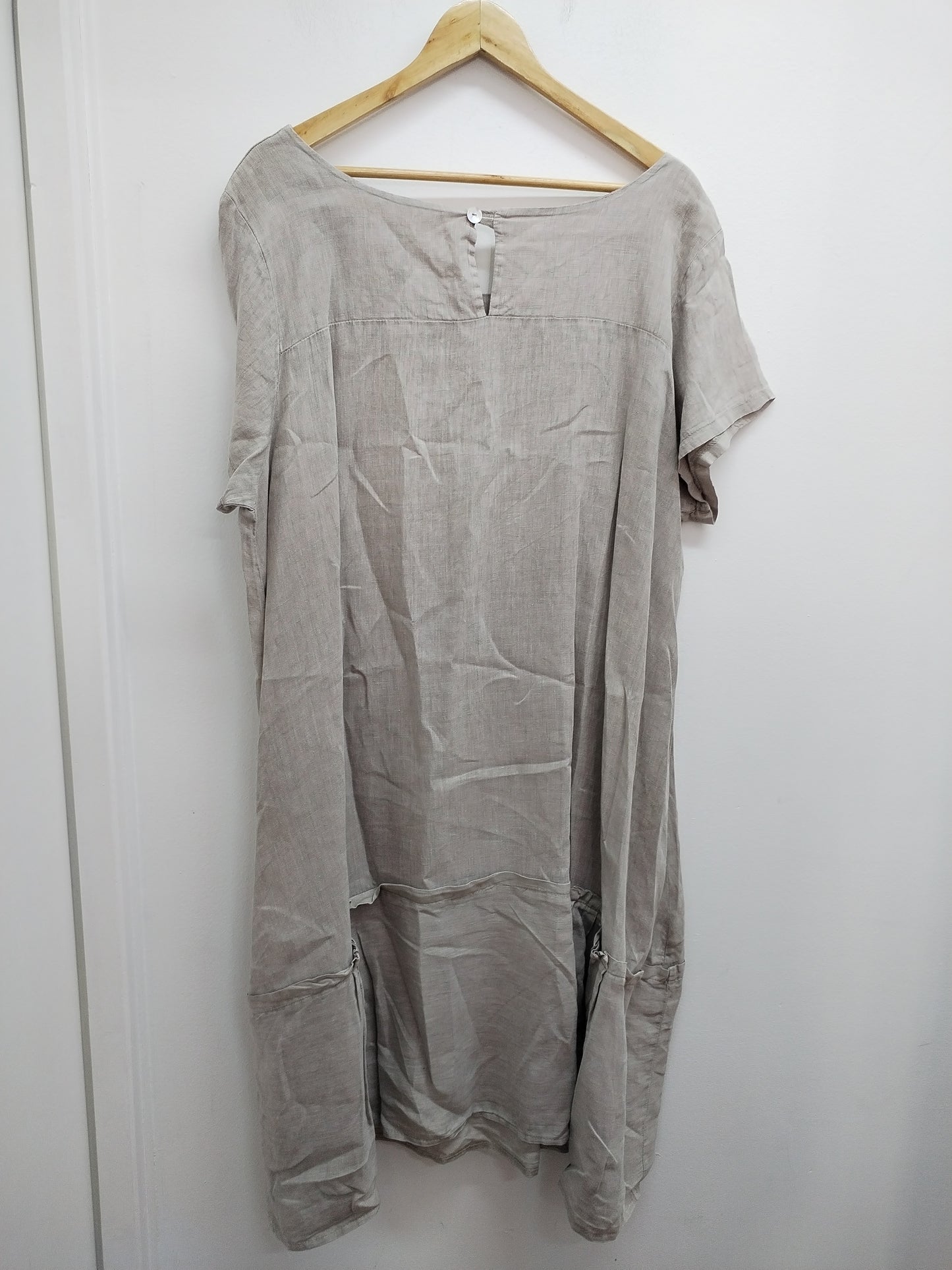 Robe manches courtes Talia Benson beige Taille 2XL