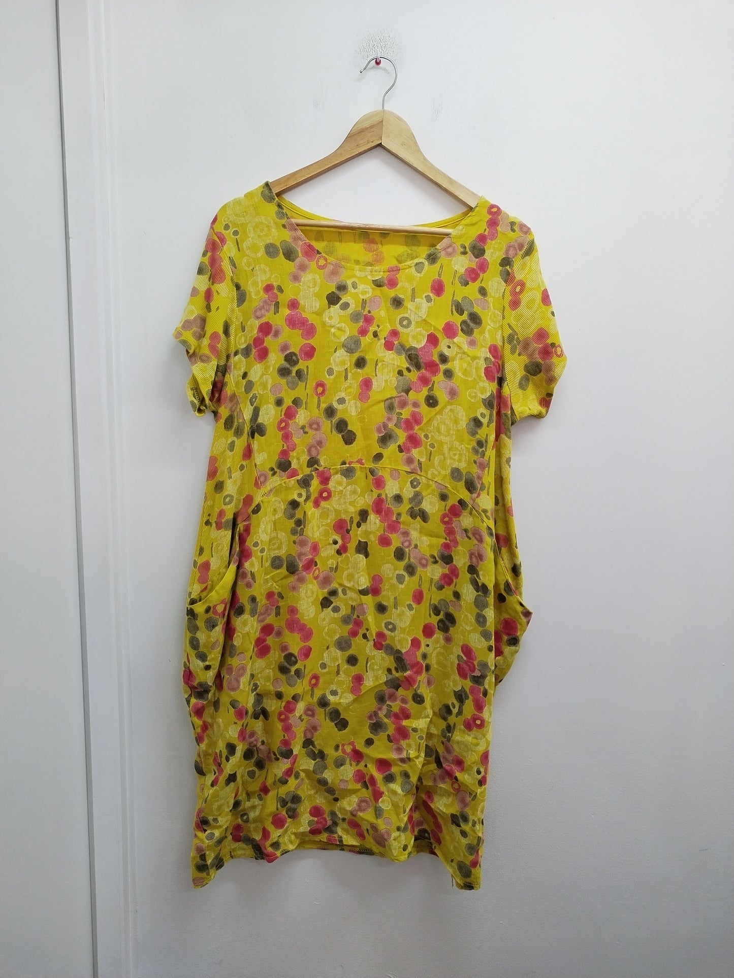 Robe manches courtes jaune à pois Taille L