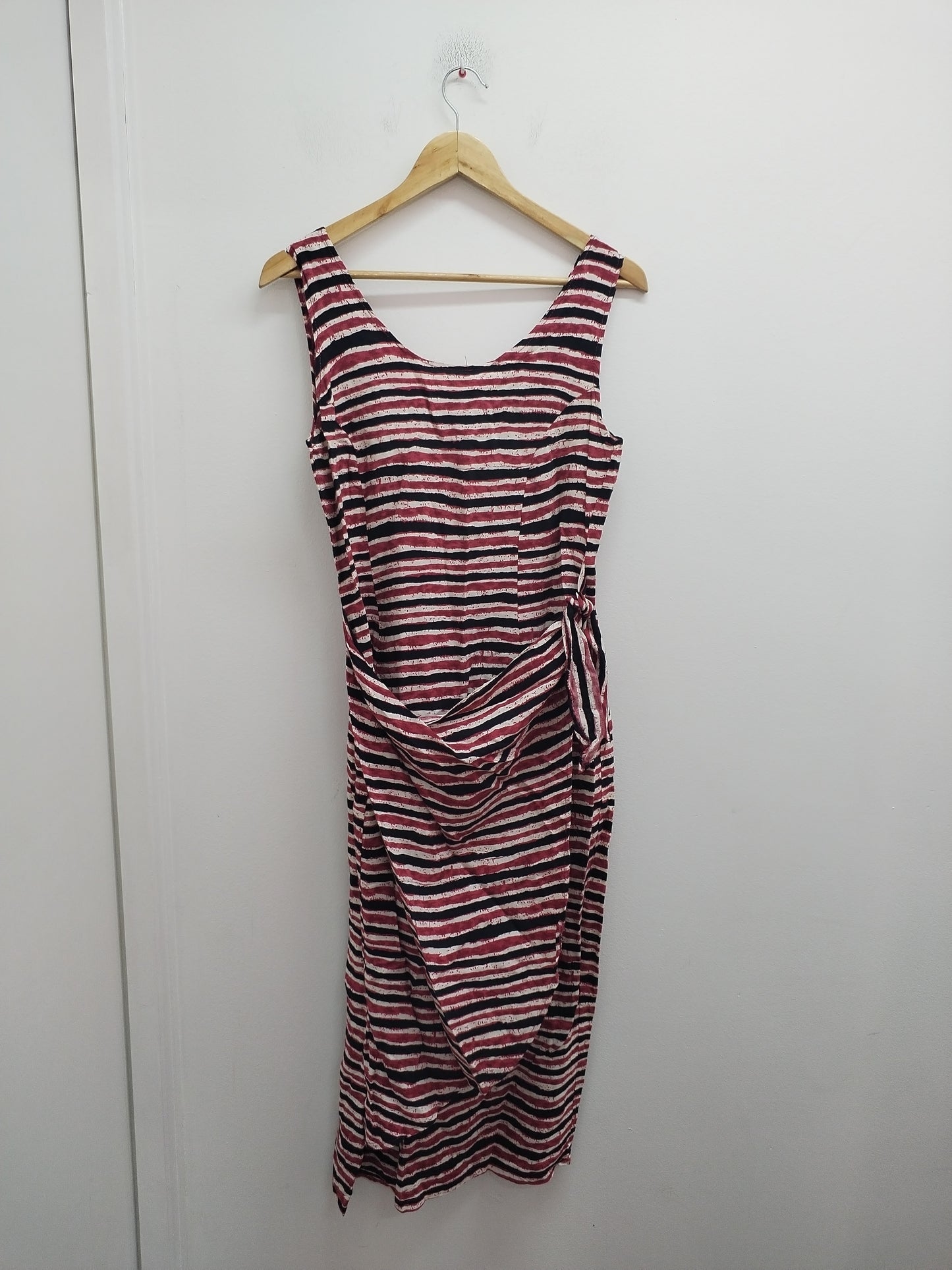Robe sans manches à rayures Taille 38