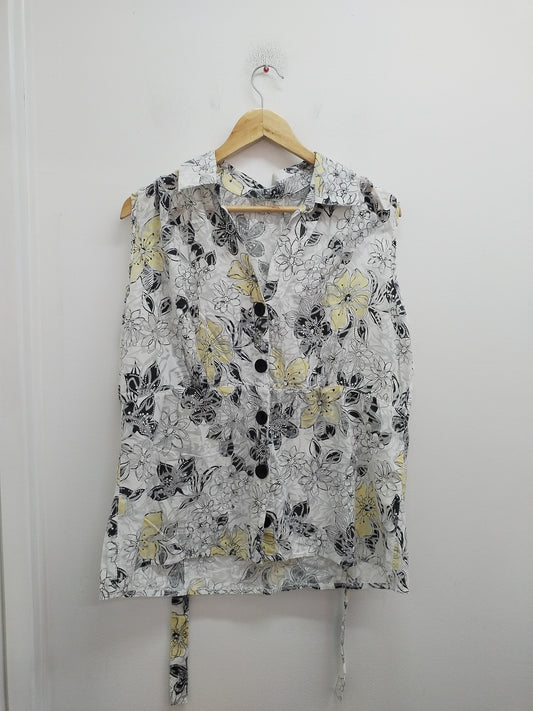 Chemise sans manches blanche fleurie Taille 2XL
