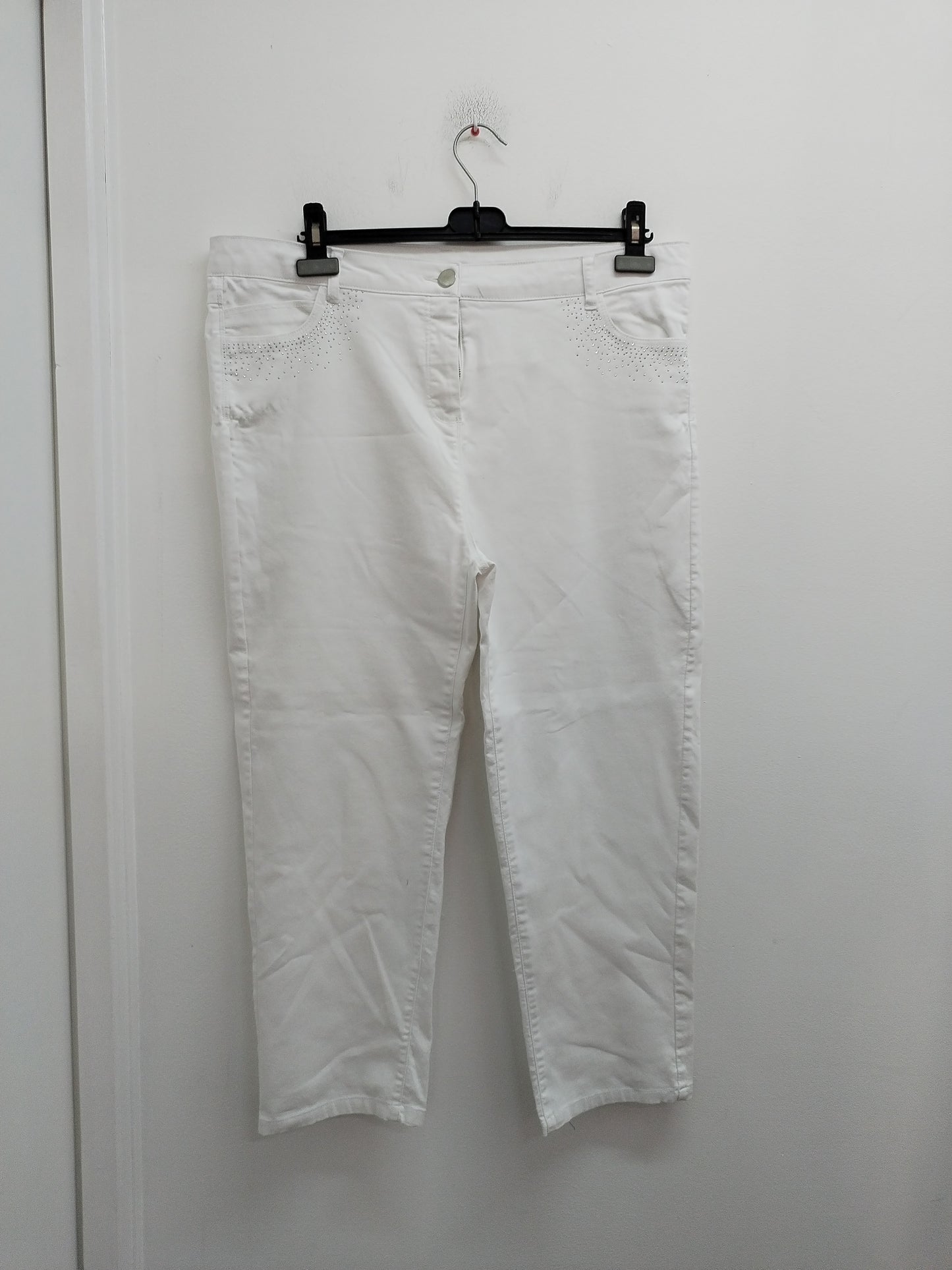 Pantacourt blanc Taille 48