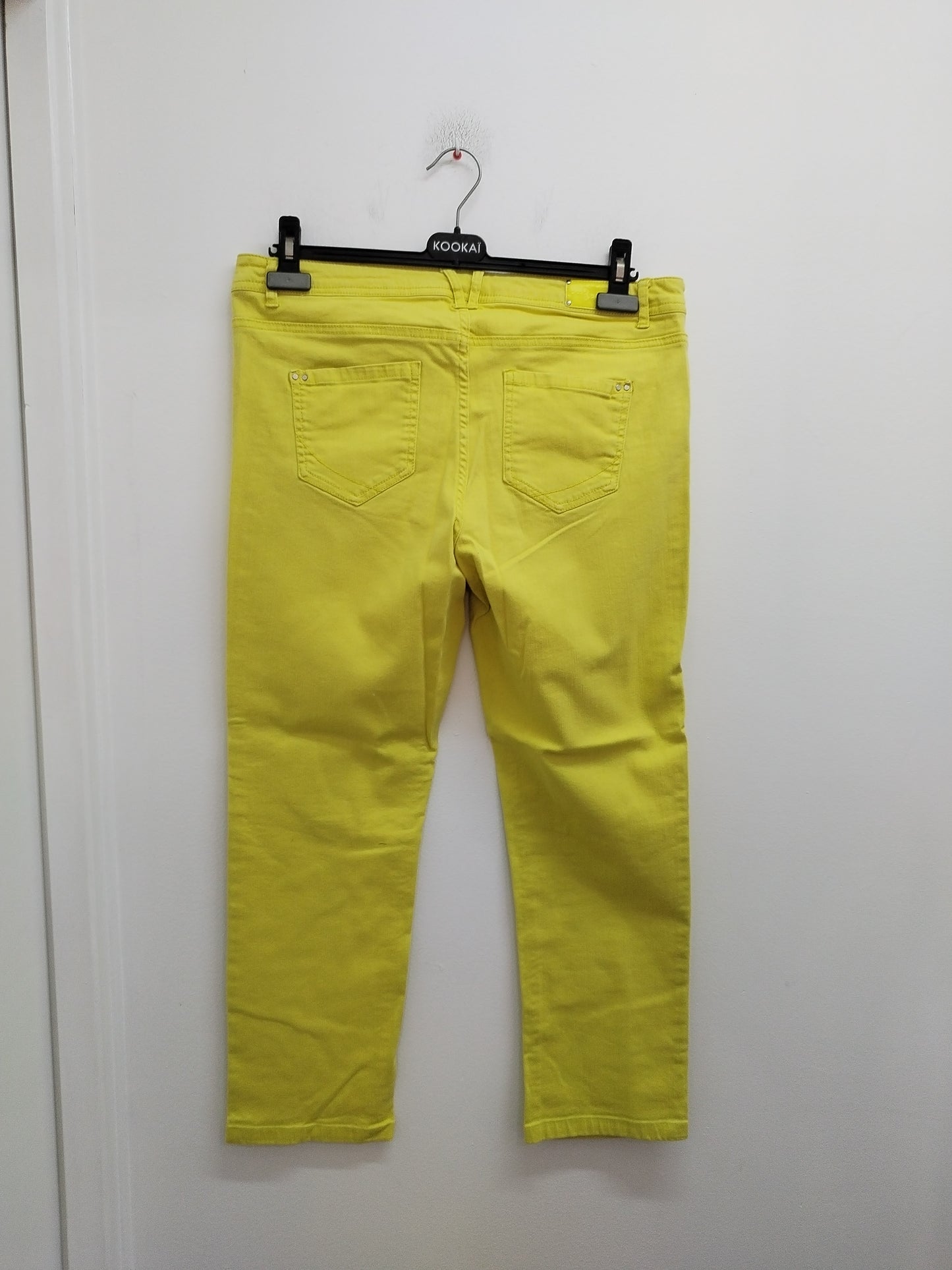 Pantacourt en jeans Grain de Malice jaune Taille 44