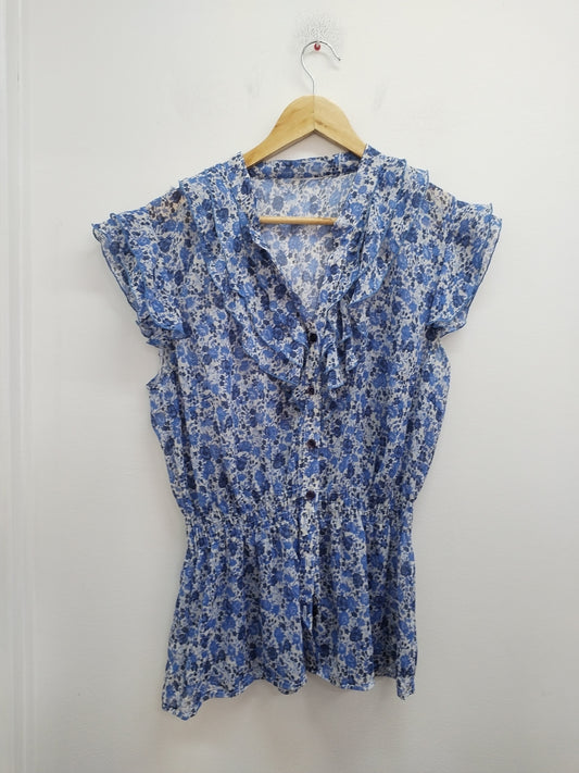Chemise en voile manches courtes bleue fleurie Taille L