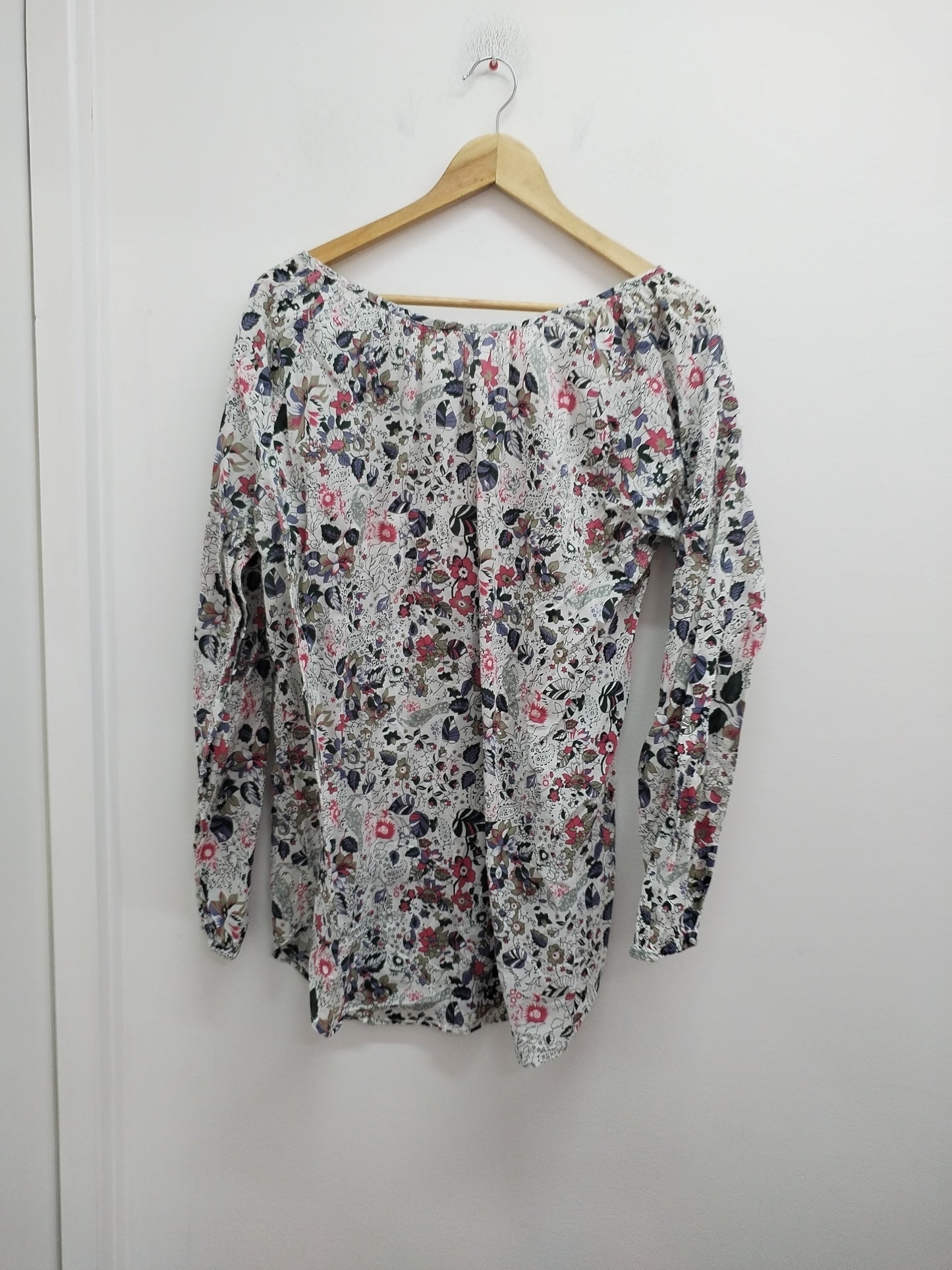 Tunique manches longues blanche fleurie Taille XL