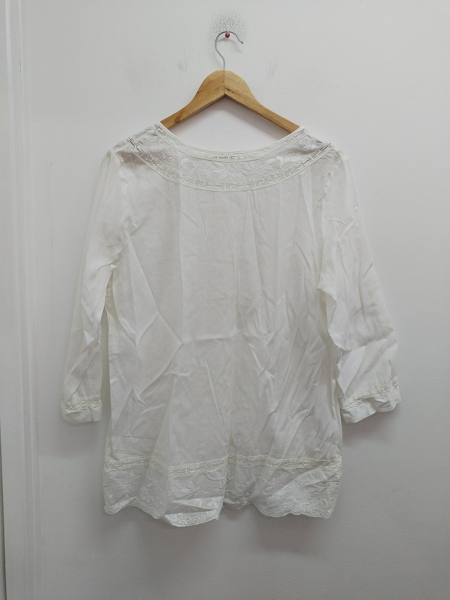 Tunique manches 3/4 blanche avec dentelle Taille XL