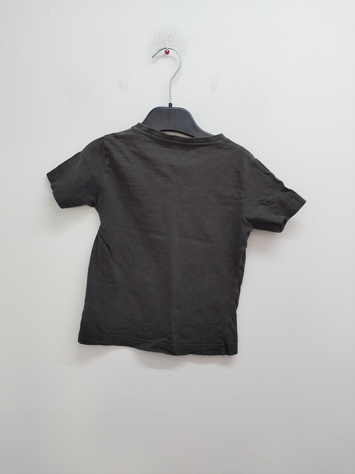 T-shirt Gémo Kids gris anthracite avec impression Taille 3 Ans