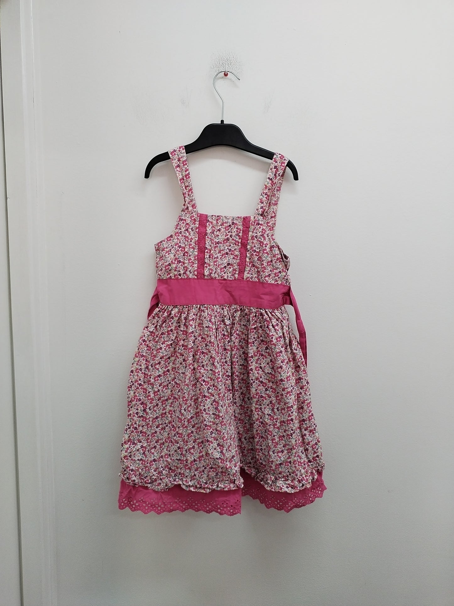 Robe à bretelles NKY rose et fleurie Taille 6 Ans