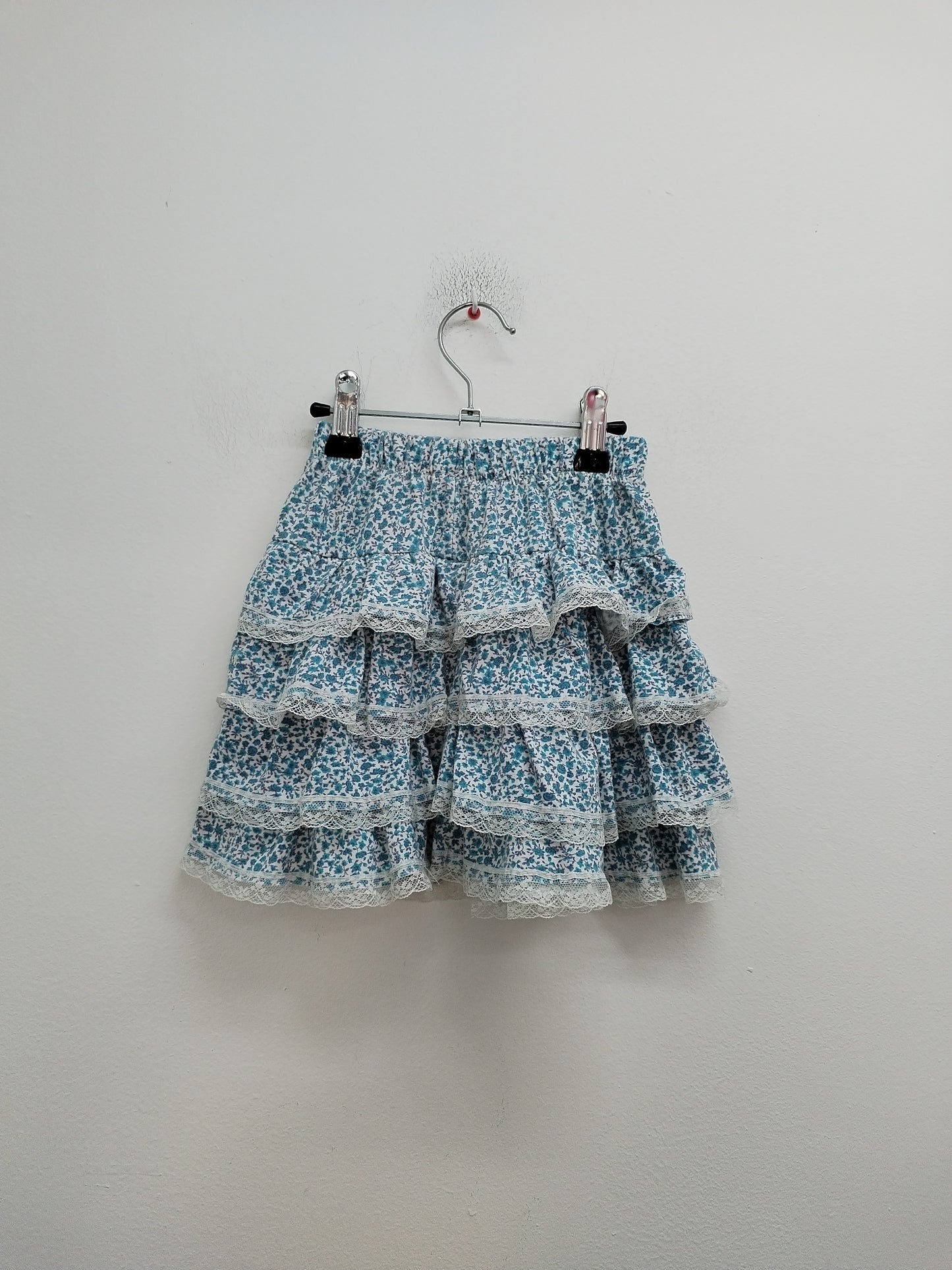 Jupe à volants fleurie Taille 6 Ans