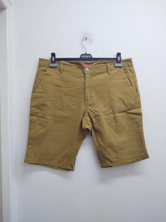 Short en jeans Tissaia moutarde Taille 44