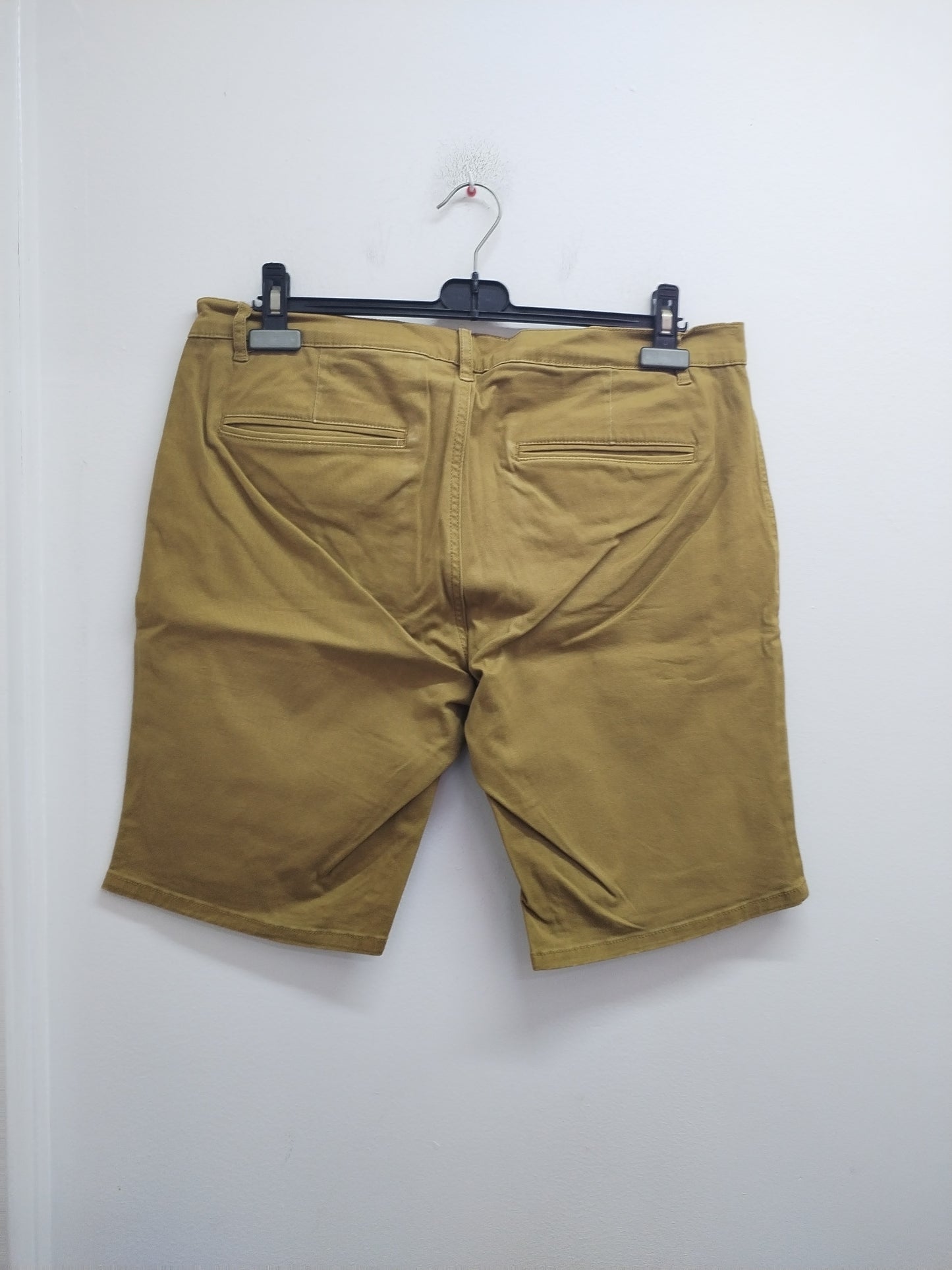 Short en jeans Tissaia moutarde Taille 44