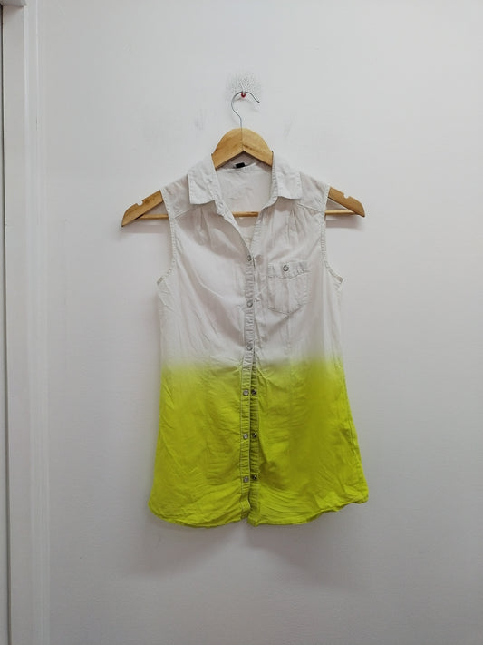 Chemise sans manches Kiabi blanche et jaune Taille 12 Ans