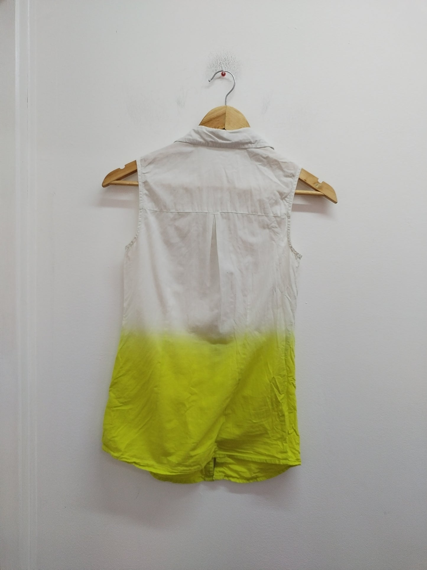 Chemise sans manches Kiabi blanche et jaune Taille 12 Ans