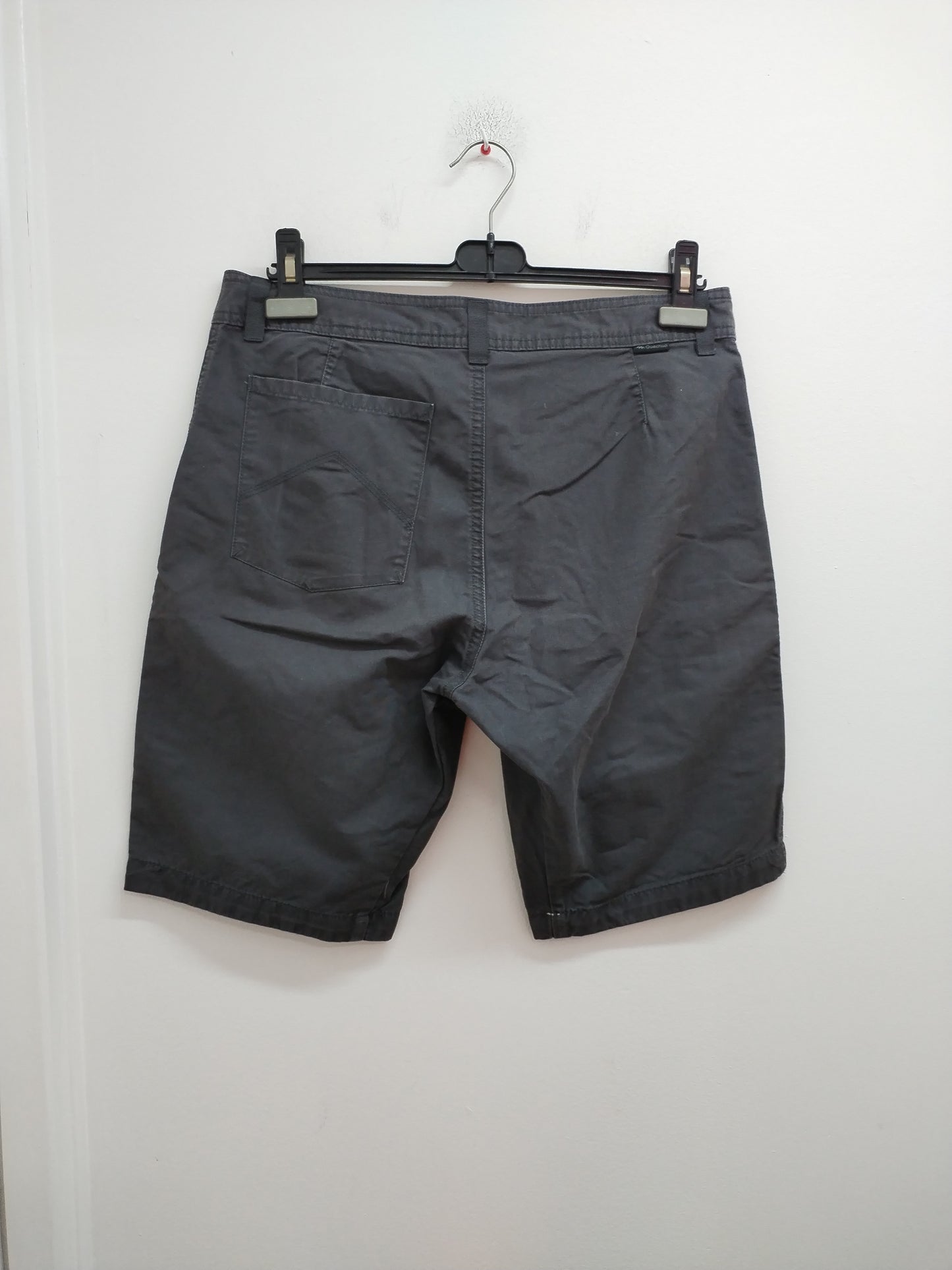 Short Quechua gris Taille 42