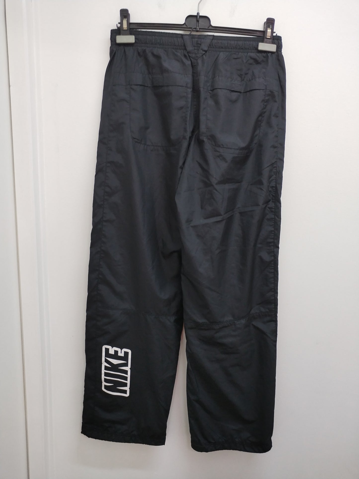 Jogging Nike noir Taille 13/15 Ans