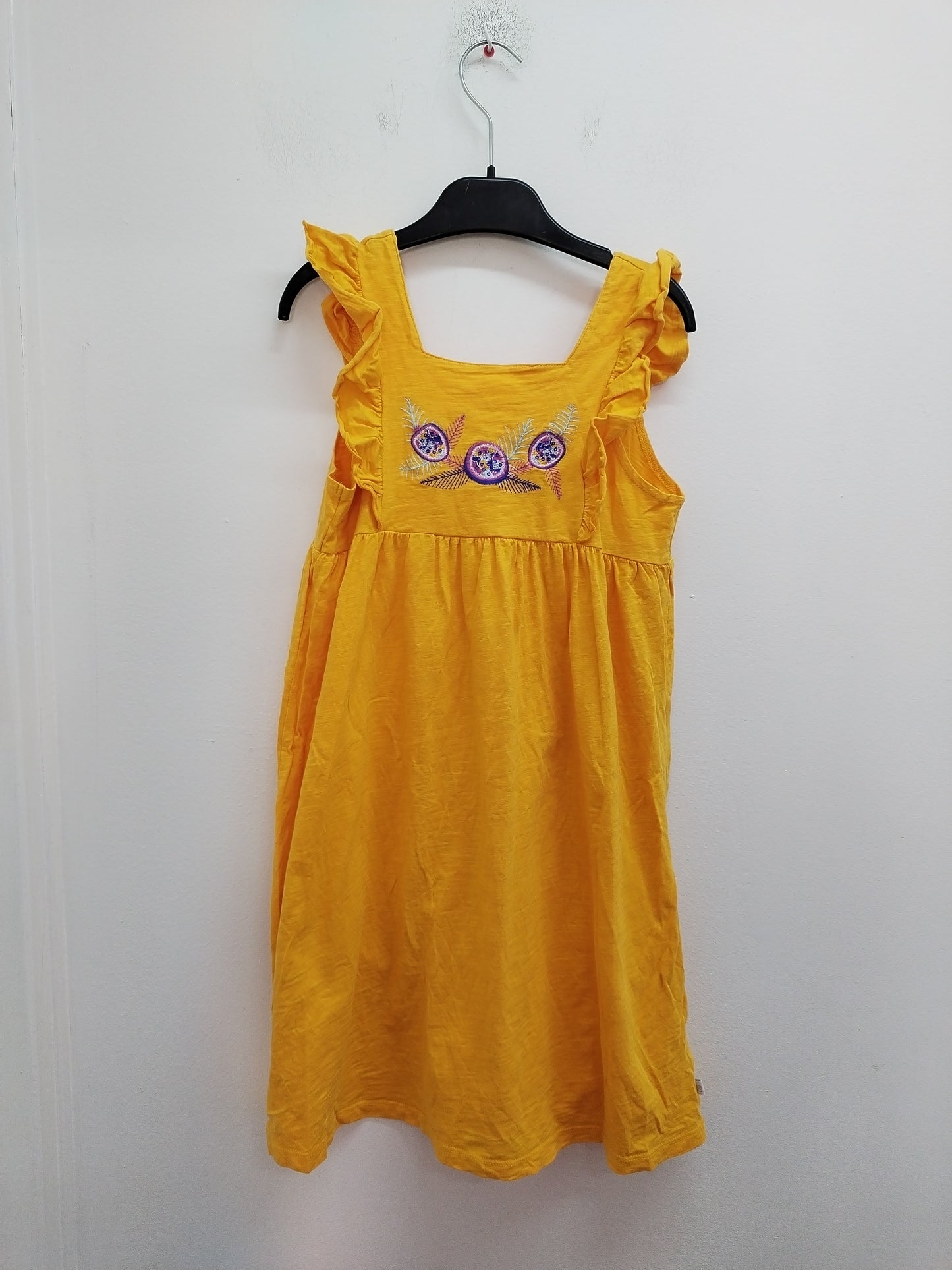 Robe à bretelles La Compagnie des Petits orange avec volants et broderie Taille 10 Ans