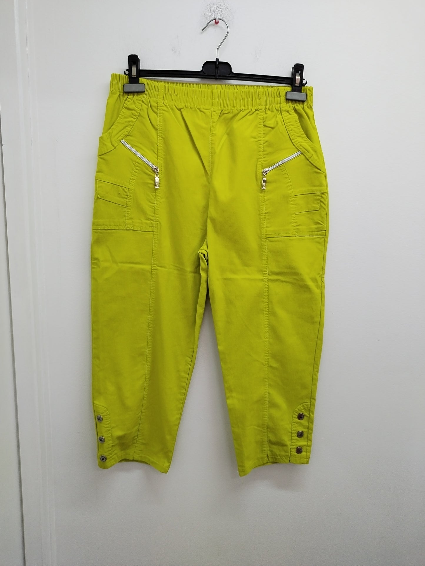 Pantacourt Trefle vert anis Taille XL/2XL