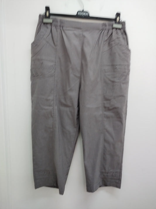 Pantacourt gris Taille 2XL