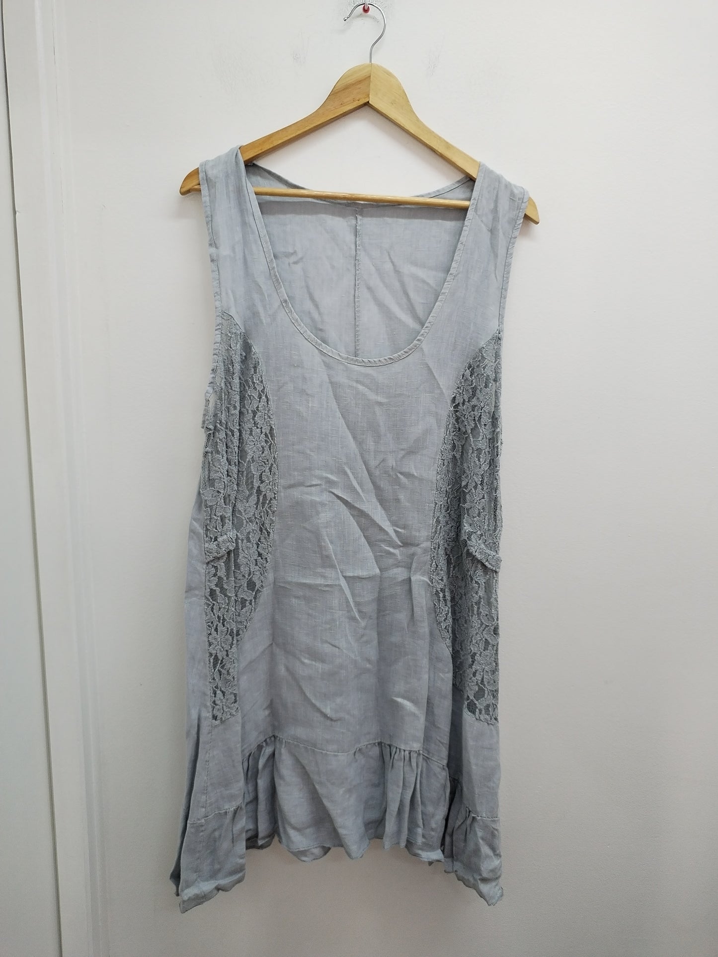 Robe bleue grise avec dentelle Taille L
