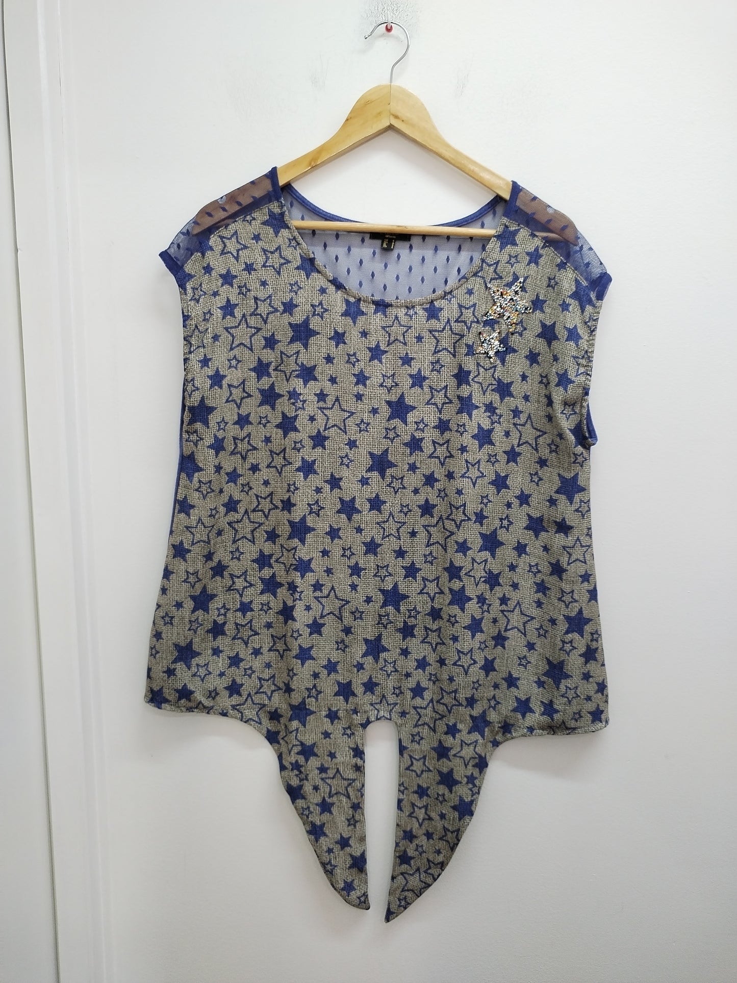 Tunique manches courtes à nouer October bleue et beige avec étoiles Taille M