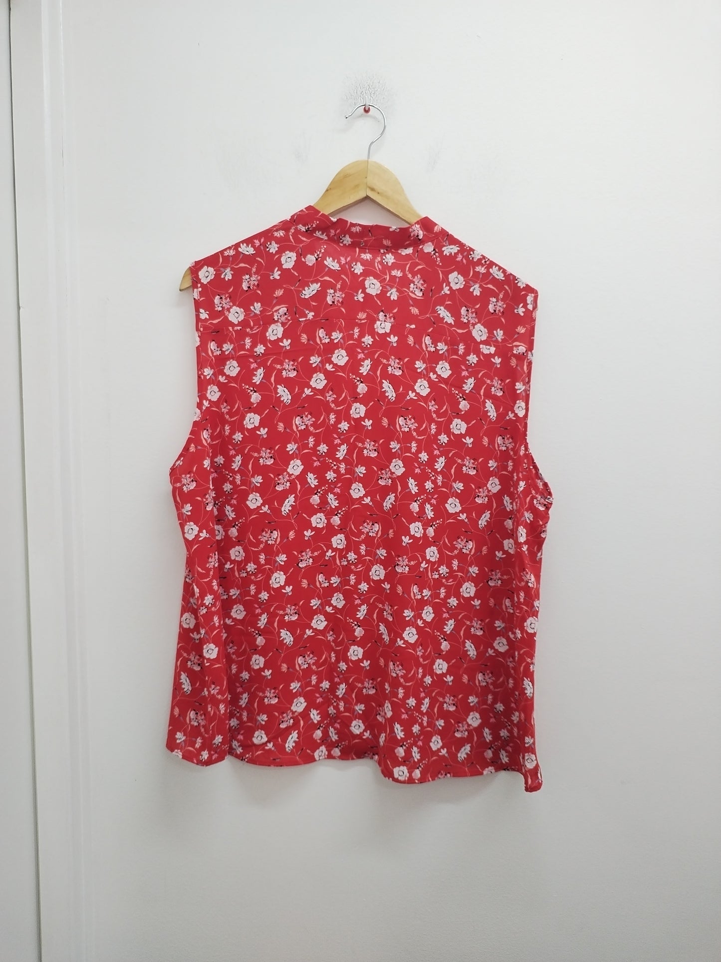 Tunique sans manches rouge fleurie Taille 2XL