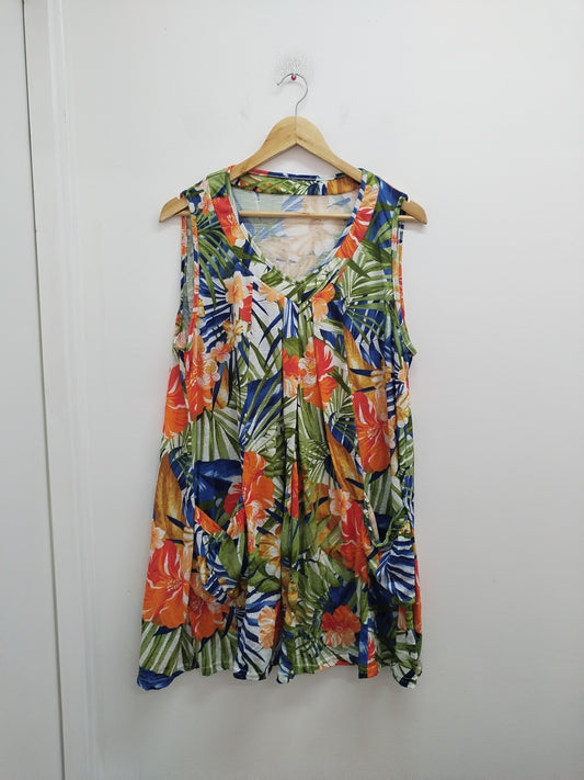 Robe sans manches fleurie Taille 2XL