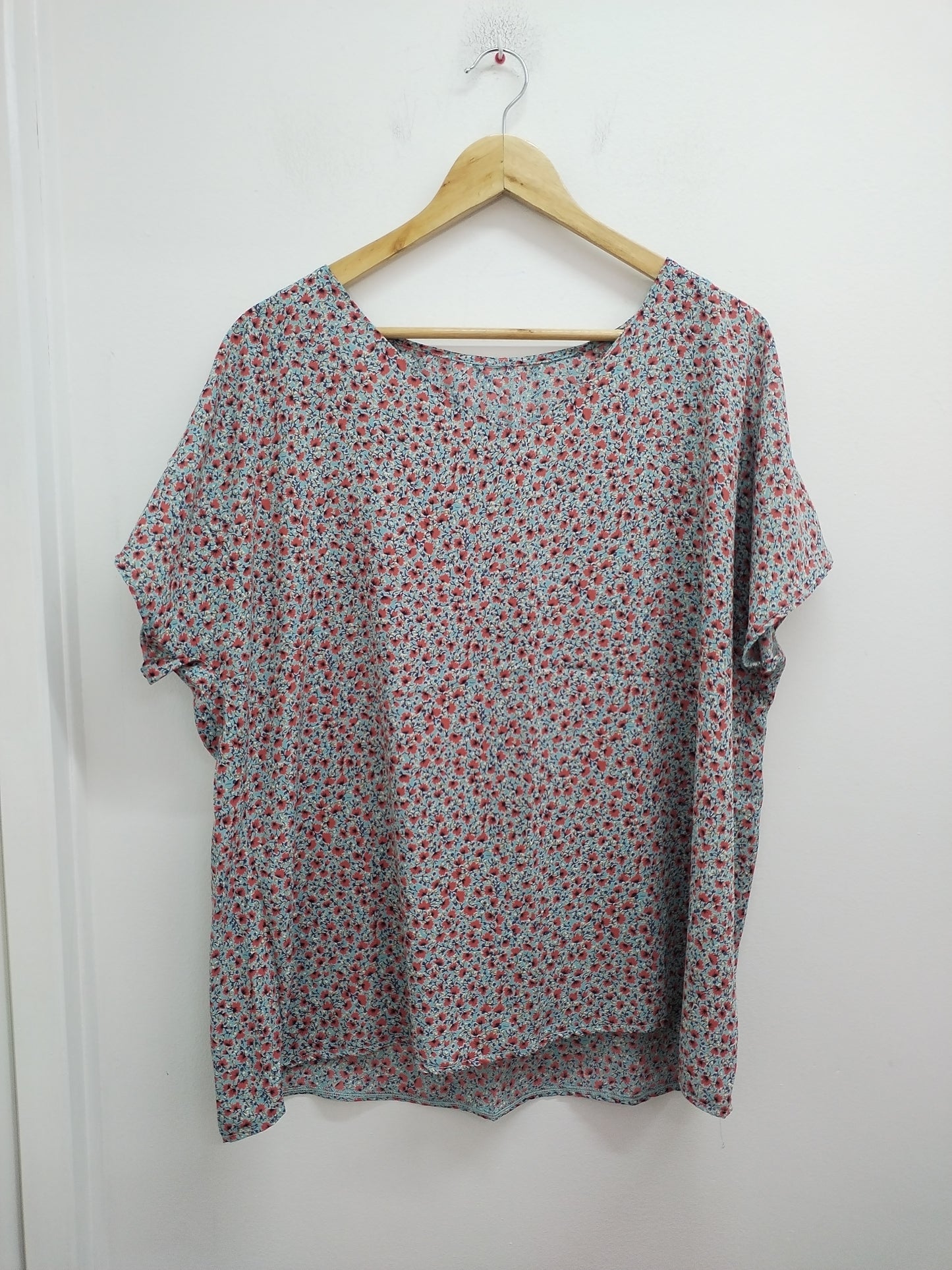 Tunique manches courtes turquoise fleurie Taille 2XL