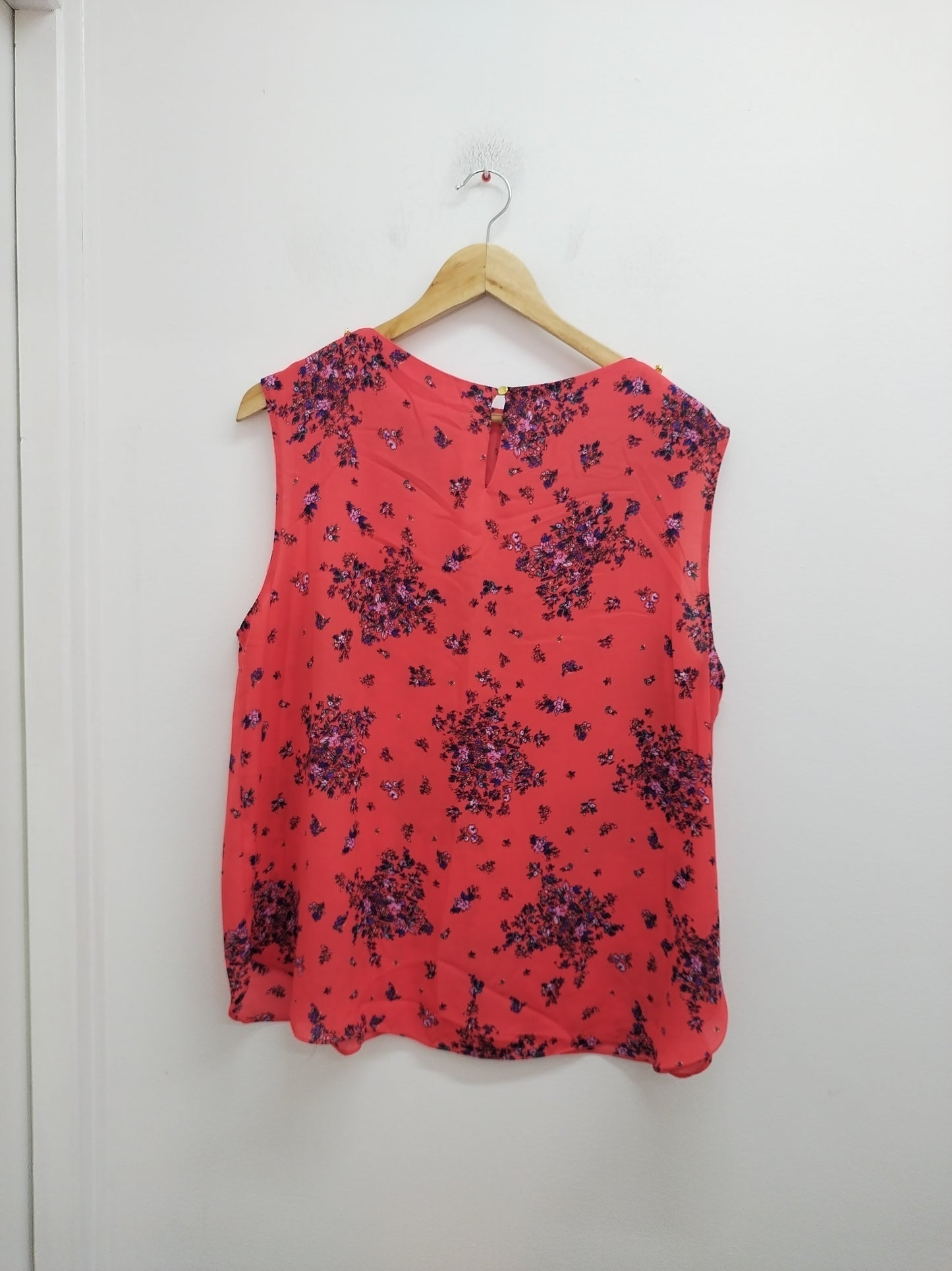Tunique sans manches rouge fleurie Taille XL