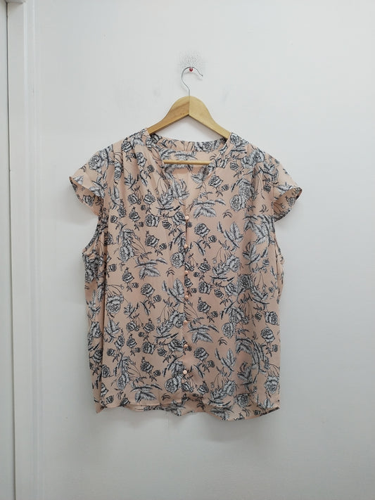 Tunique manches courtes rose pâle fleurie Taille 2XL