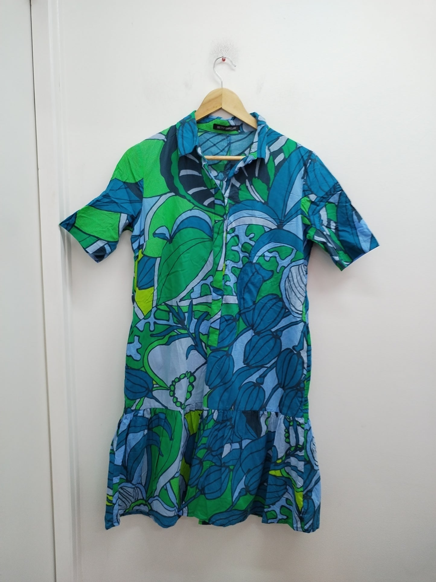 Robe manches courtes Betty Barclay verte et bleue à motifs Taille 38