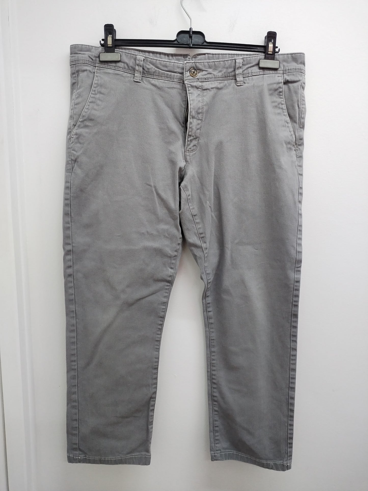 Pantalon Livergy gris Taille 46