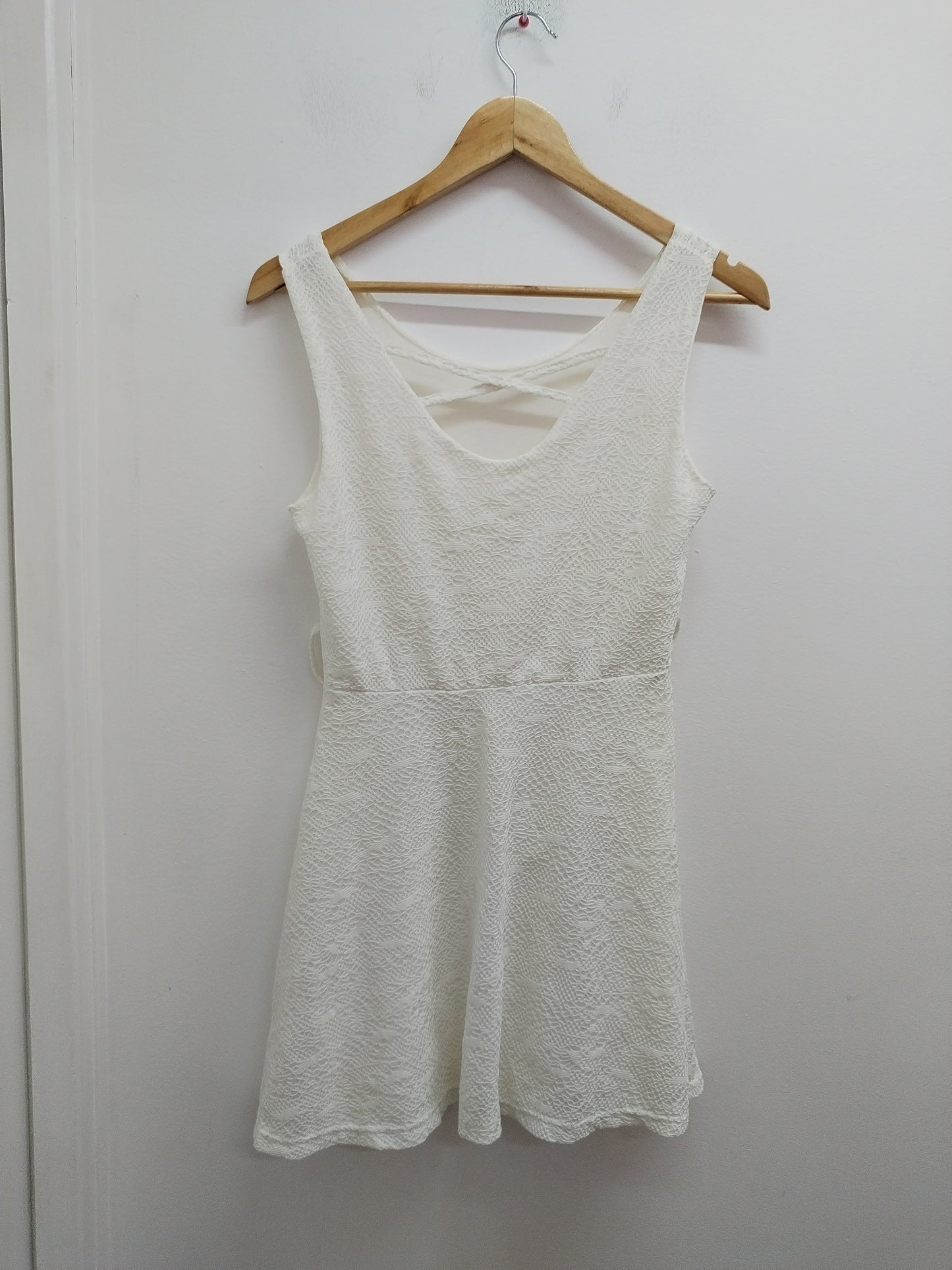 Robe sans manches blanche avec dentelle Taille M