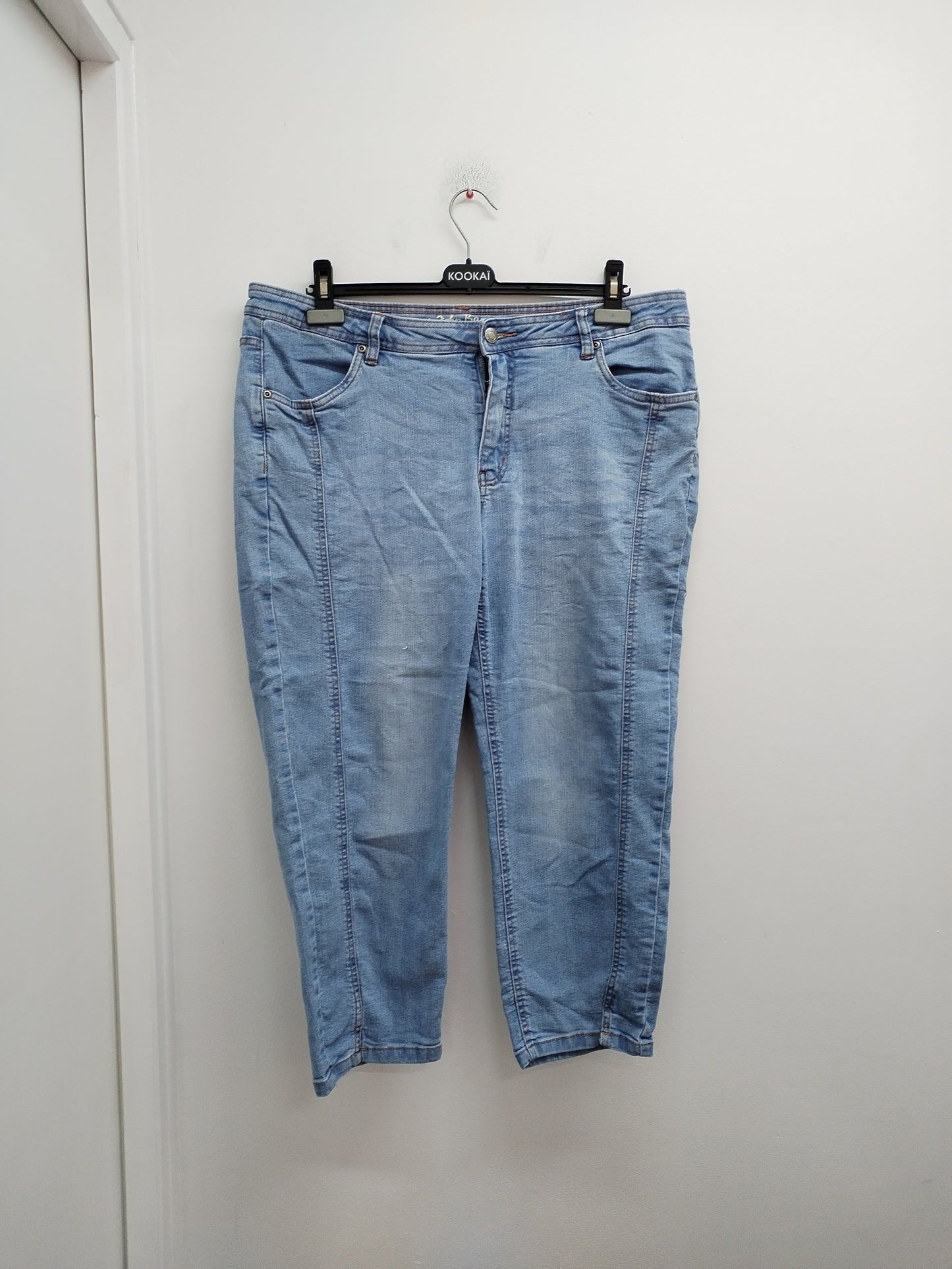 Pantacourt en jeans John Baner bleu clair Taille 48
