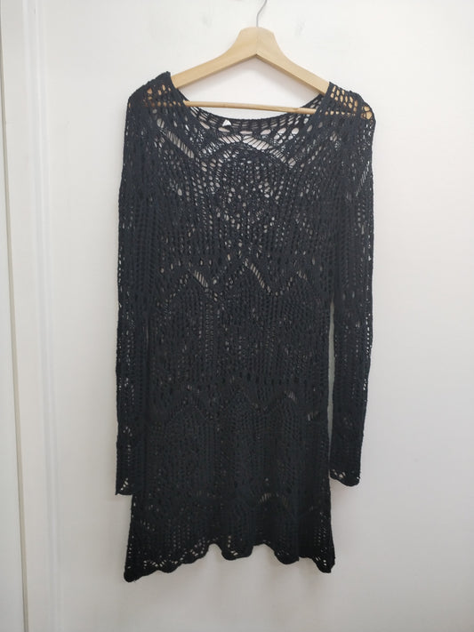 Robe manches longues en mailles ajourées noire Taille L/XL