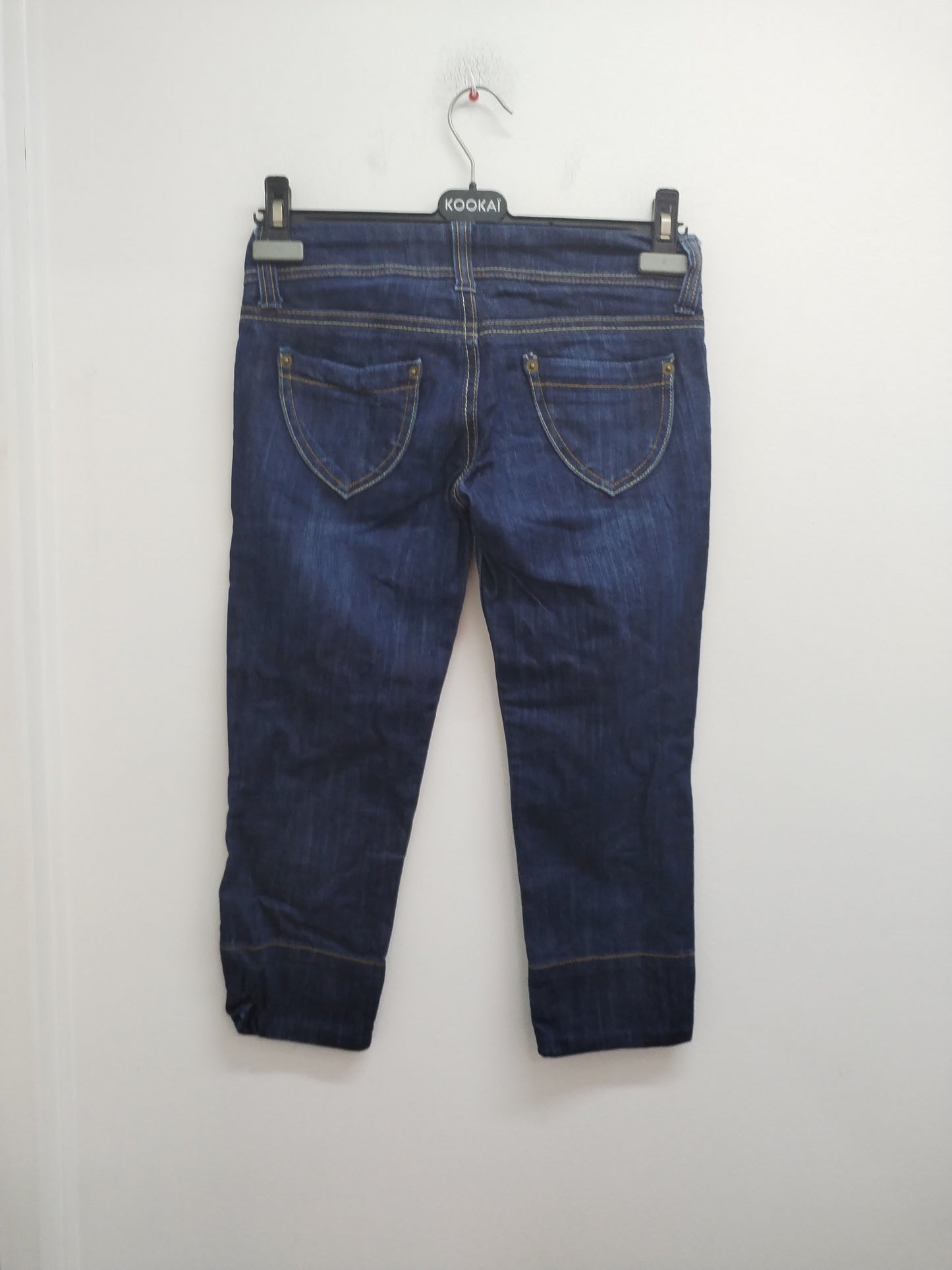 Pantacourt en jeans Bershka bleu foncé Taille 34