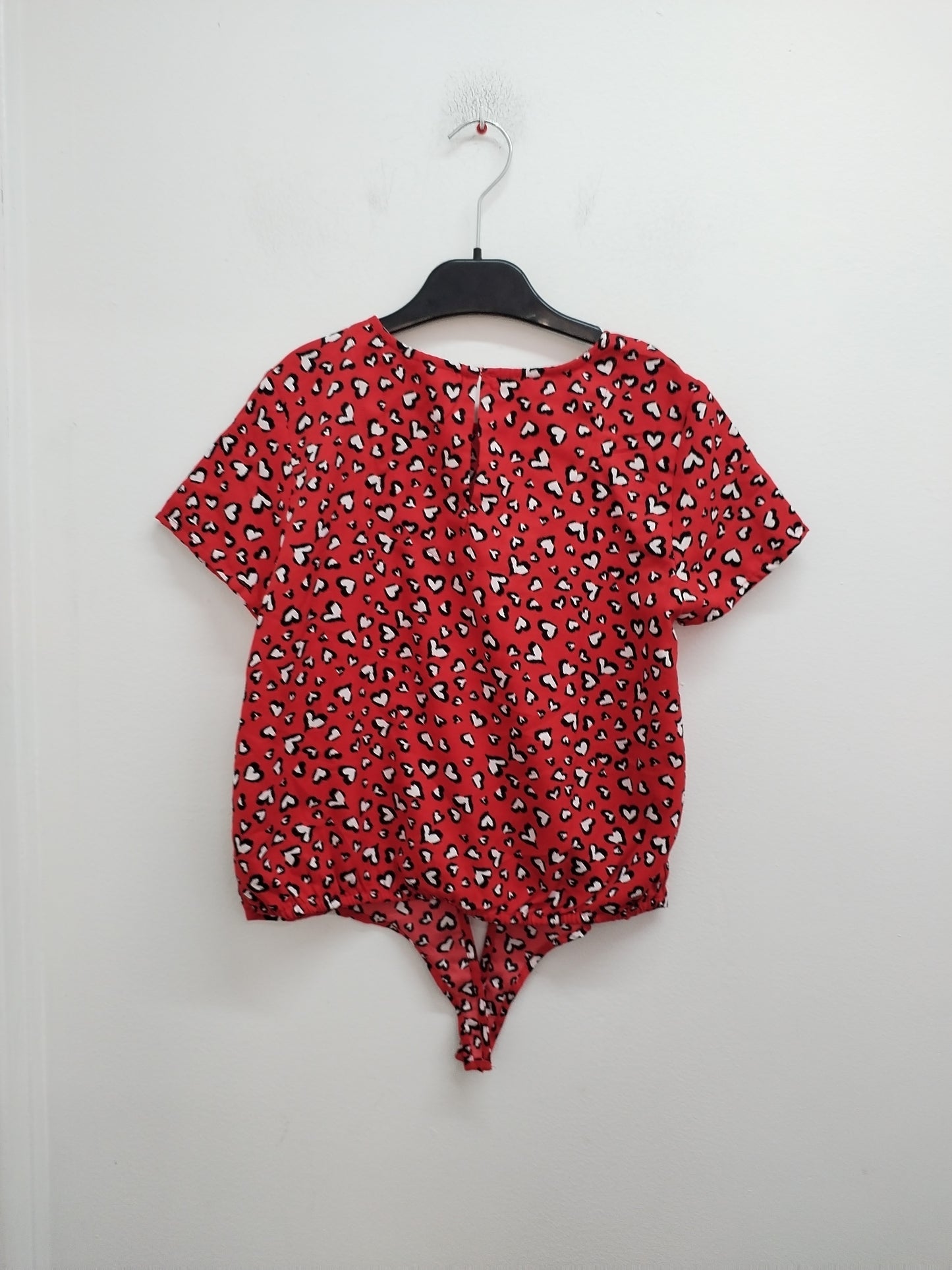 Tunique manches courtes Only rouge à motifs cœurs Taille 11 Ans