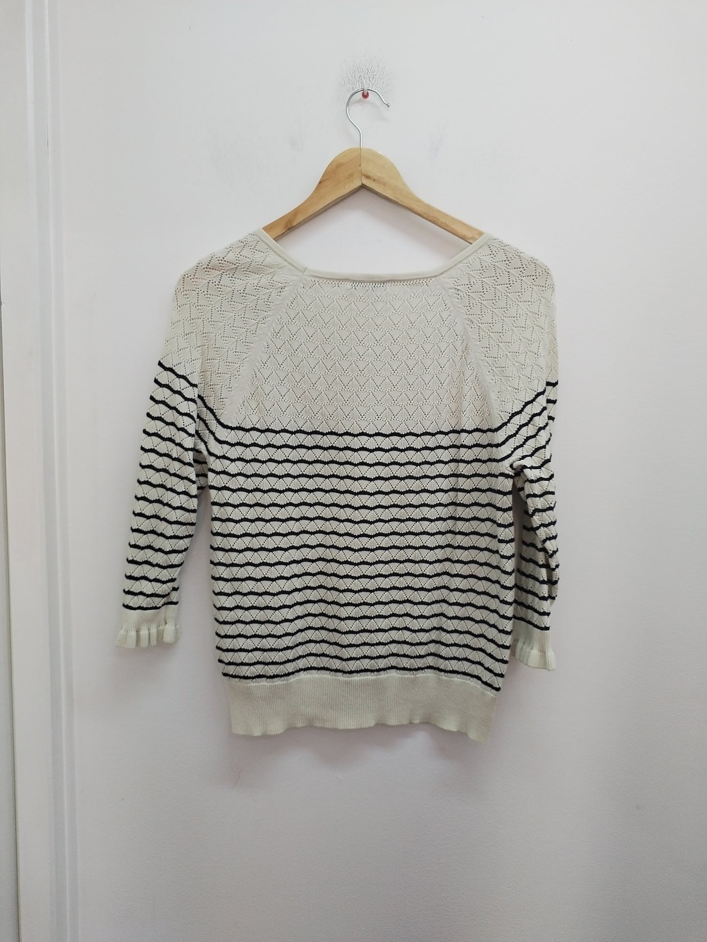 Pull manches 3/4 La Redoute mailles ajourées rayé noir et blanc Taille S