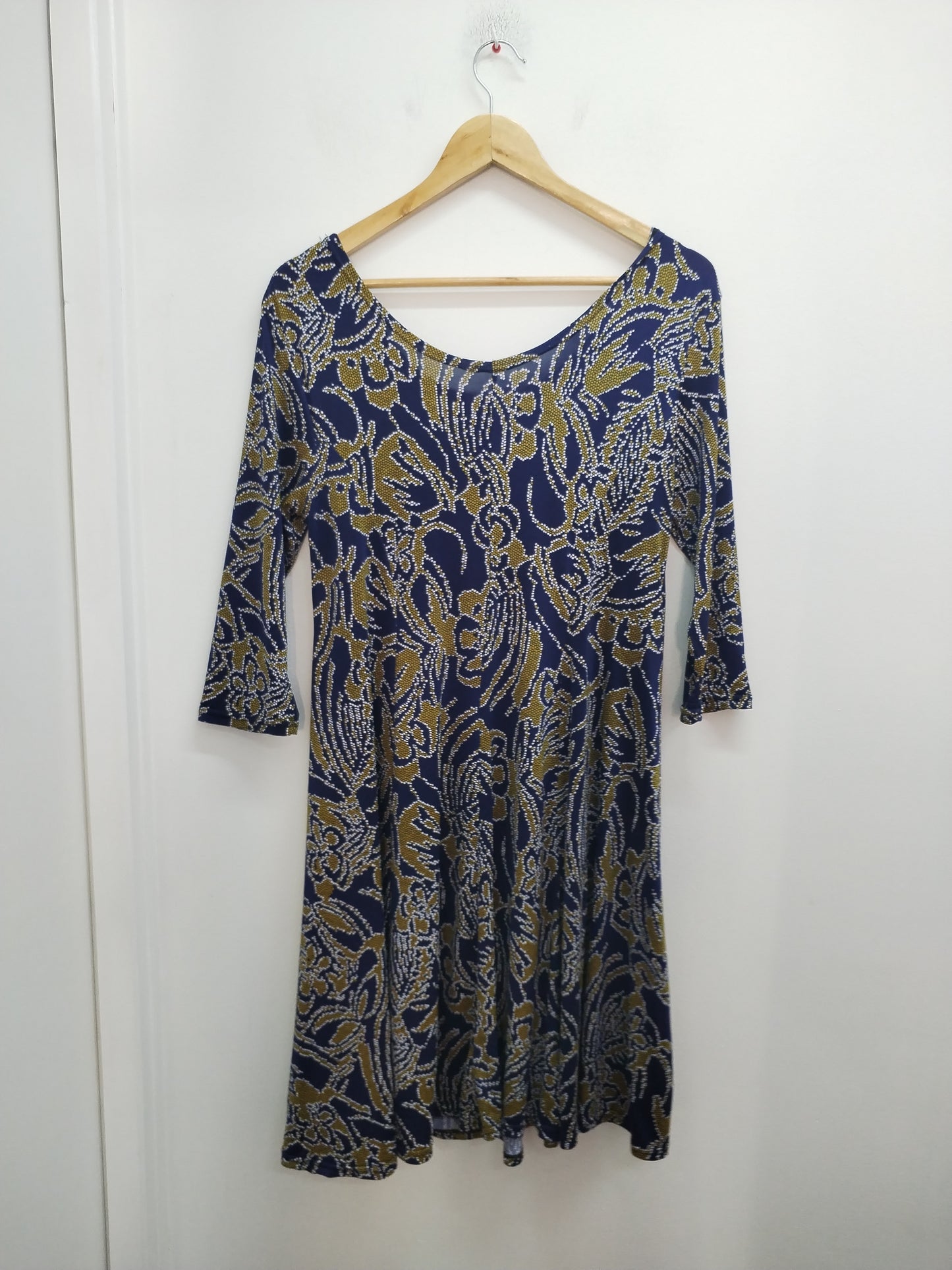 Robe manches 3/4 marine avec motifs Taille L