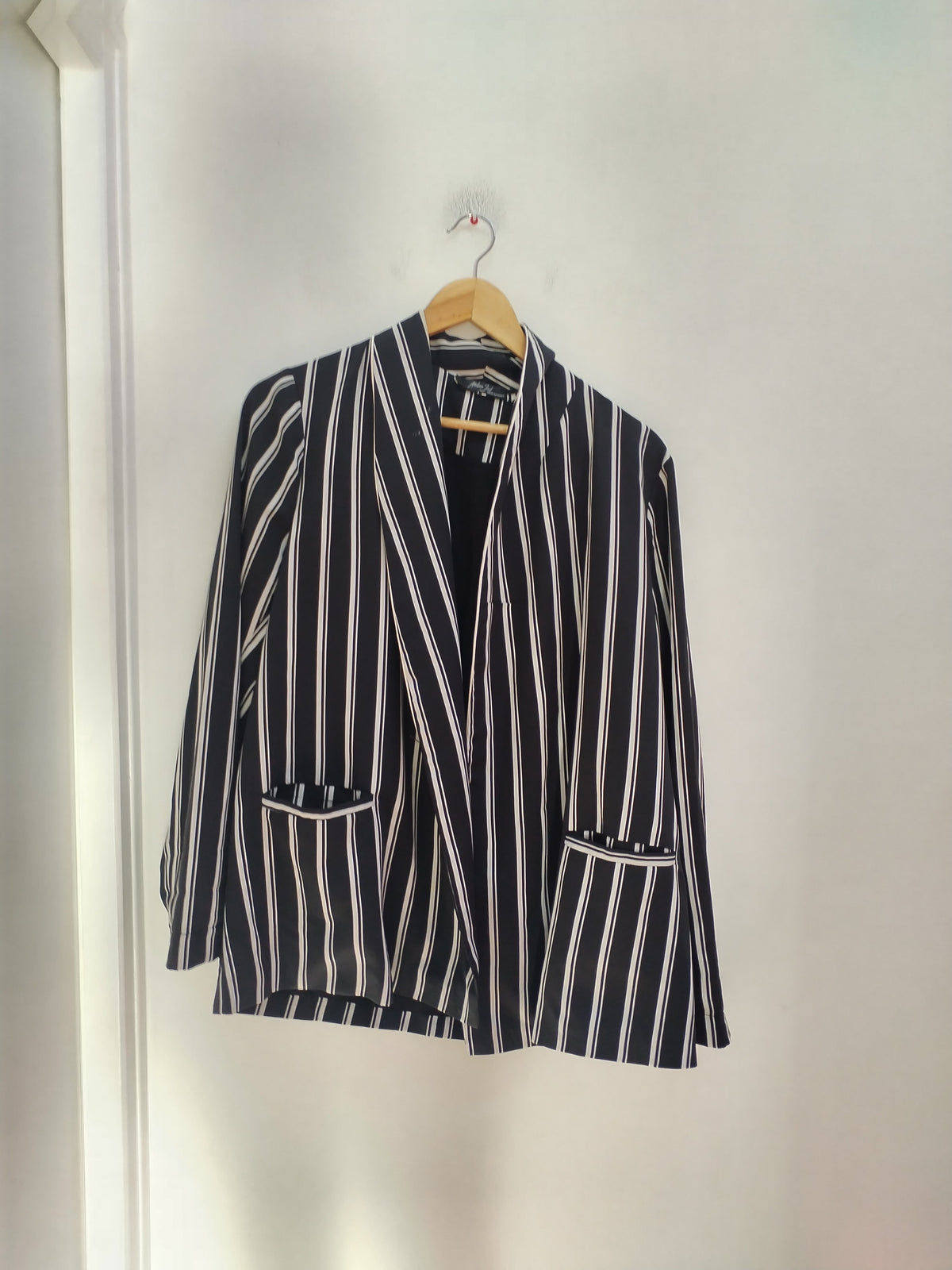 Veste Atelier Jad rayée noire et blanche Taille L