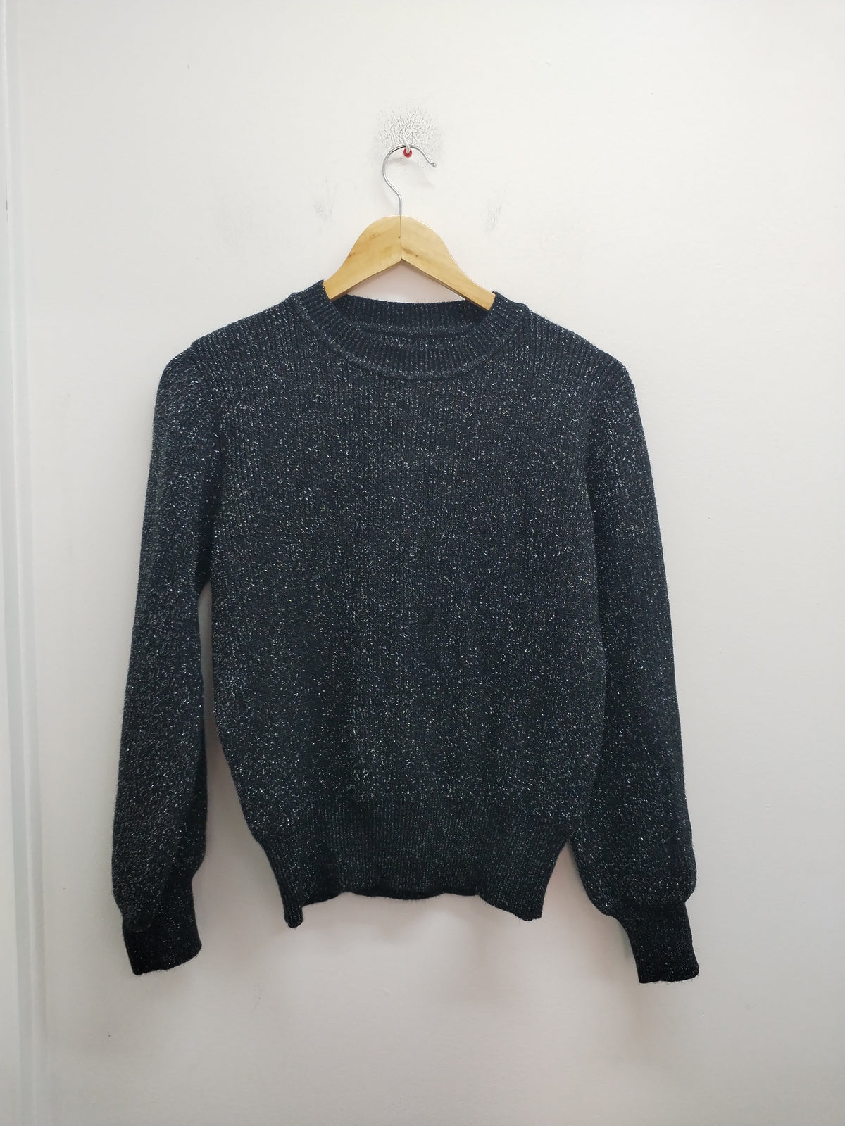 Pull d'hiver noir et argenté Taille M