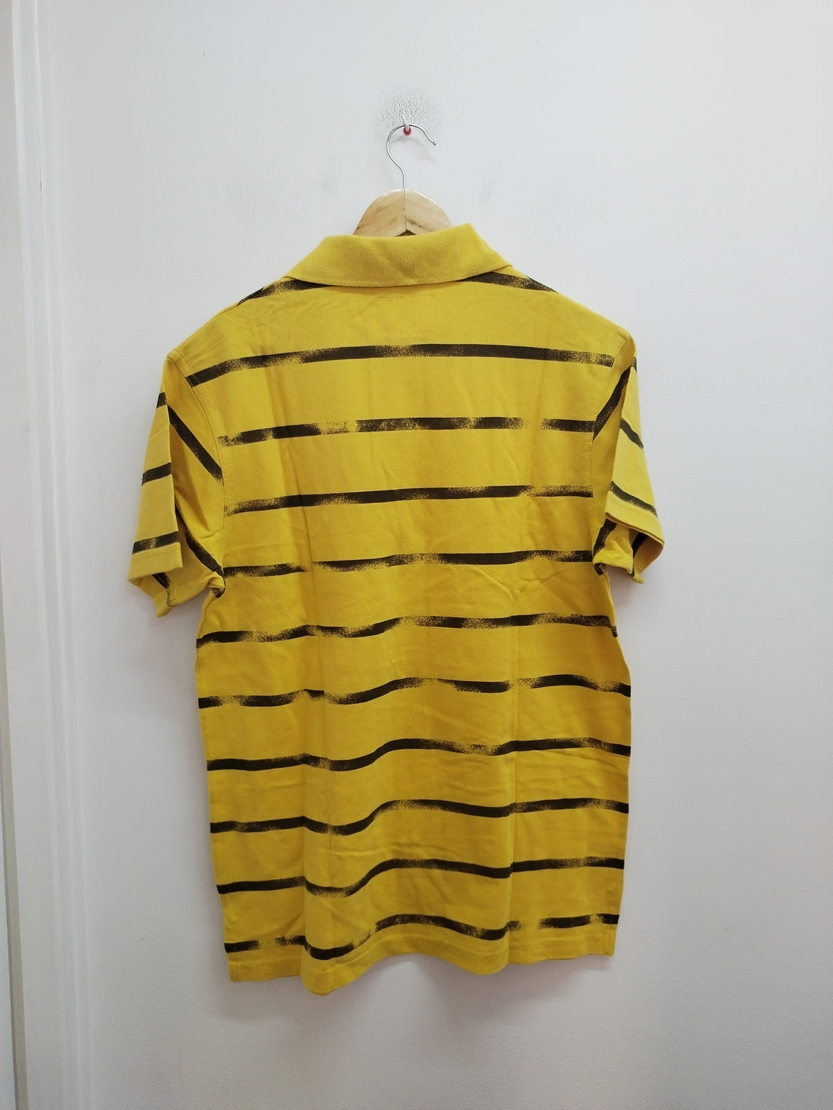 Polo Armand Thiery jaune rayé marron Taille M