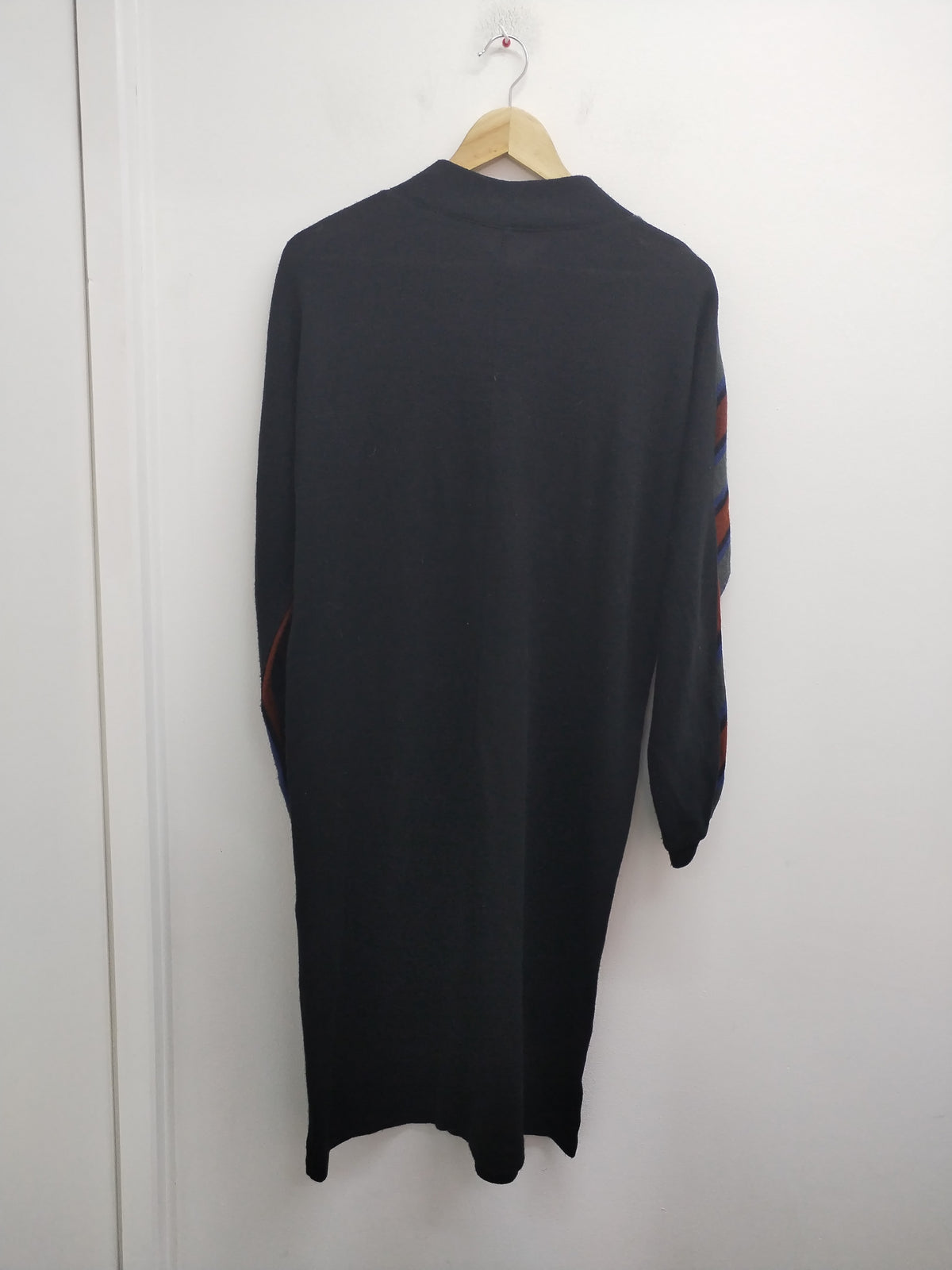 Robe pull manches longues noire et rayé Taille L