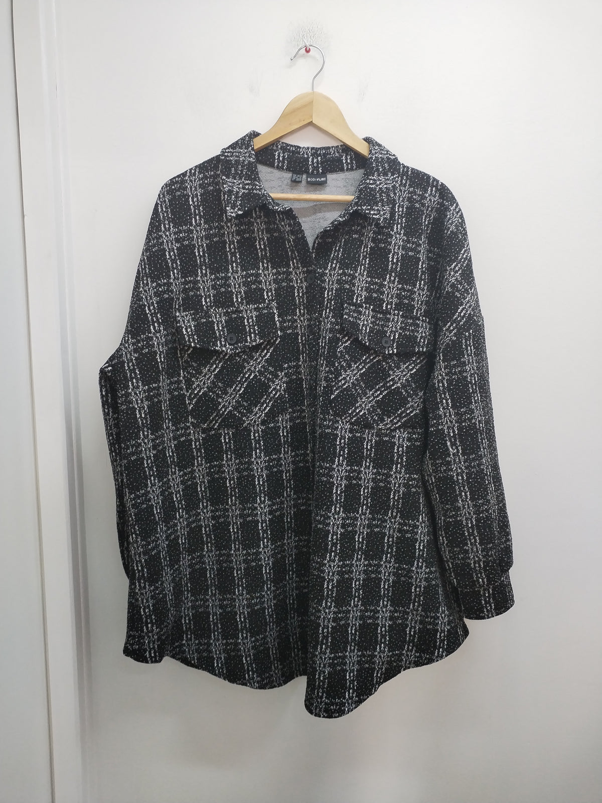 Veste légère Body Flirt noire et blanche Taille 50/52