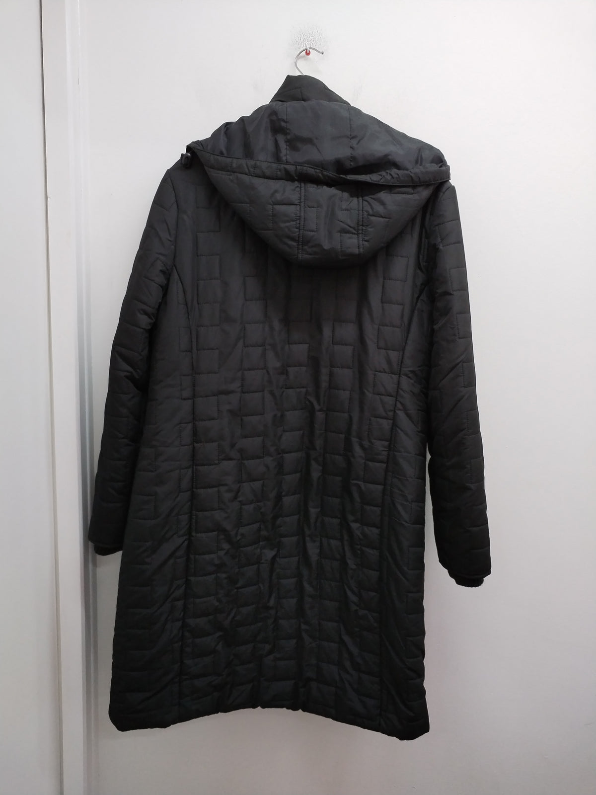 Manteau long à capuche noir taille 44