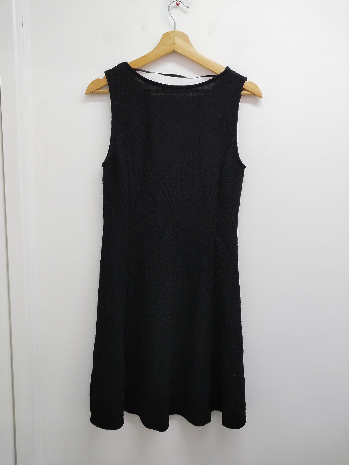 Robe sans manches Sparkz noire brillante Taille M