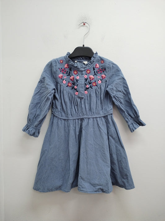 Robe manches longues en velours C&A bleue avec broderie Taille 4 Ans
